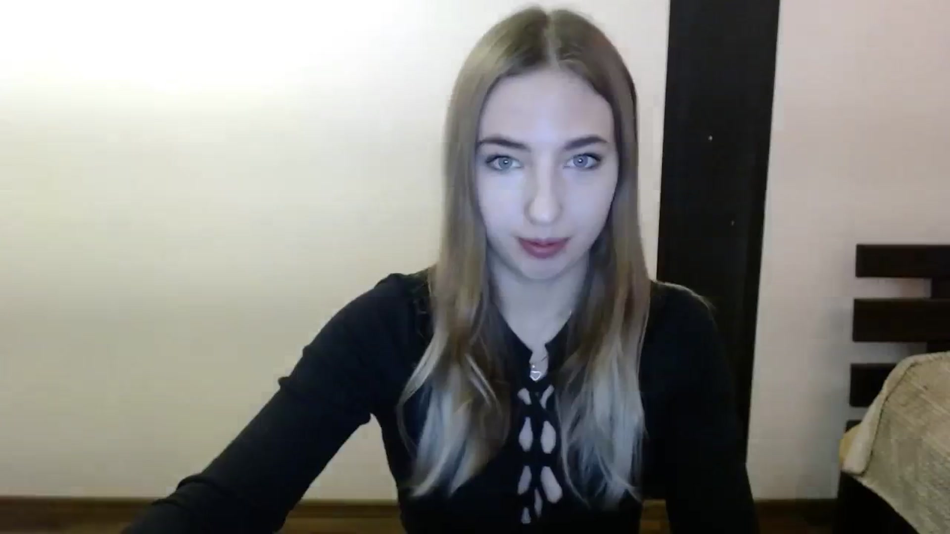 Gallery image thumbnail from Skyyyy's myfreecams stream on, 03/16/2024, 17:15 image 3 of 20