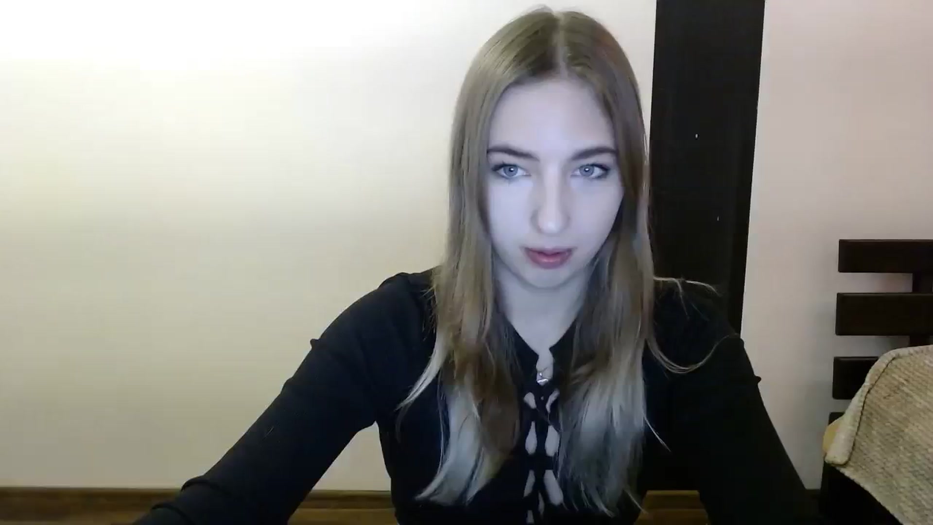 Gallery image thumbnail from Skyyyy's myfreecams stream on, 03/16/2024, 17:15 image 1 of 20