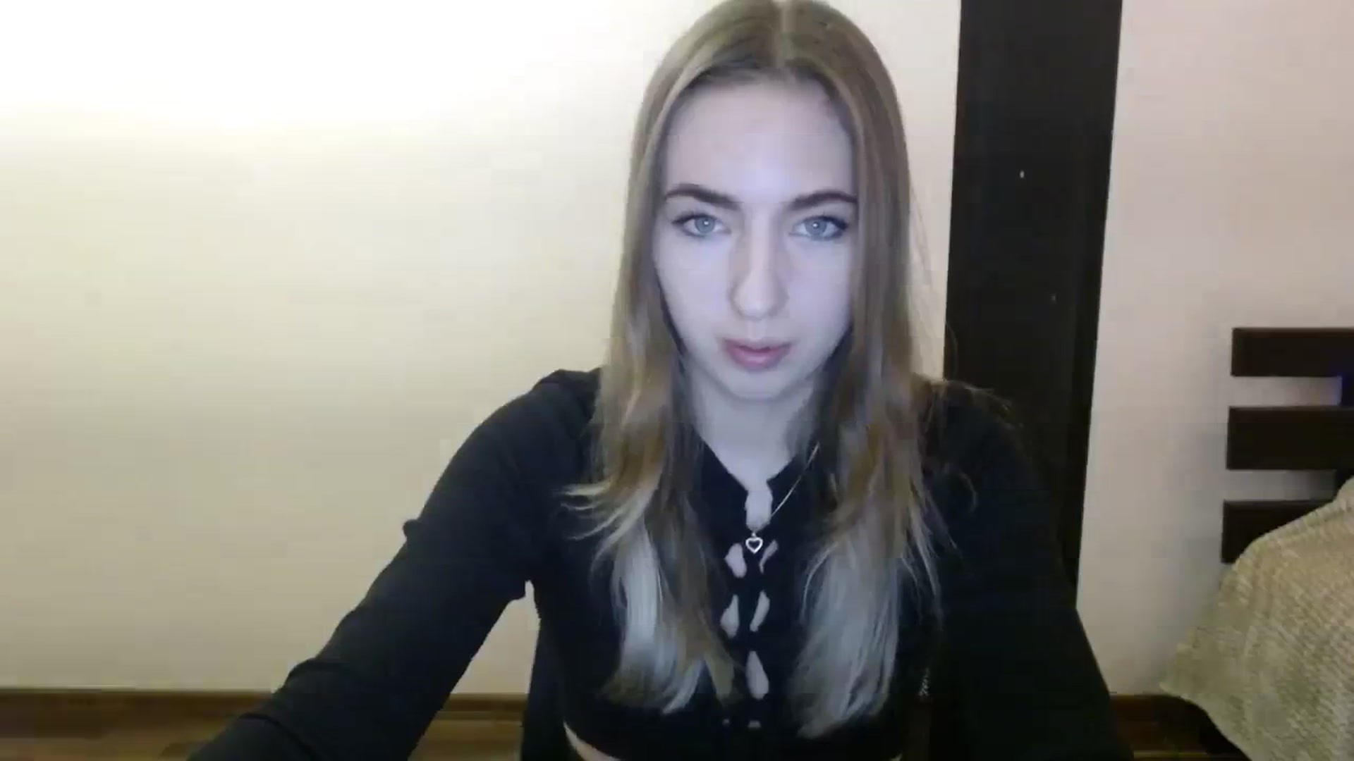 Gallery image thumbnail from Skyyyy's myfreecams stream on, 03/21/2024, 17:57 image 18 of 20