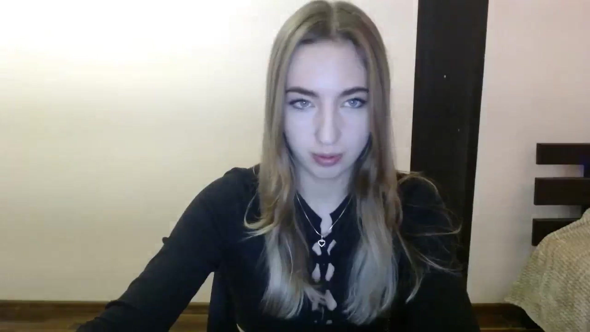 Gallery image thumbnail from Skyyyy's myfreecams stream on, 03/21/2024, 17:57 image 8 of 20