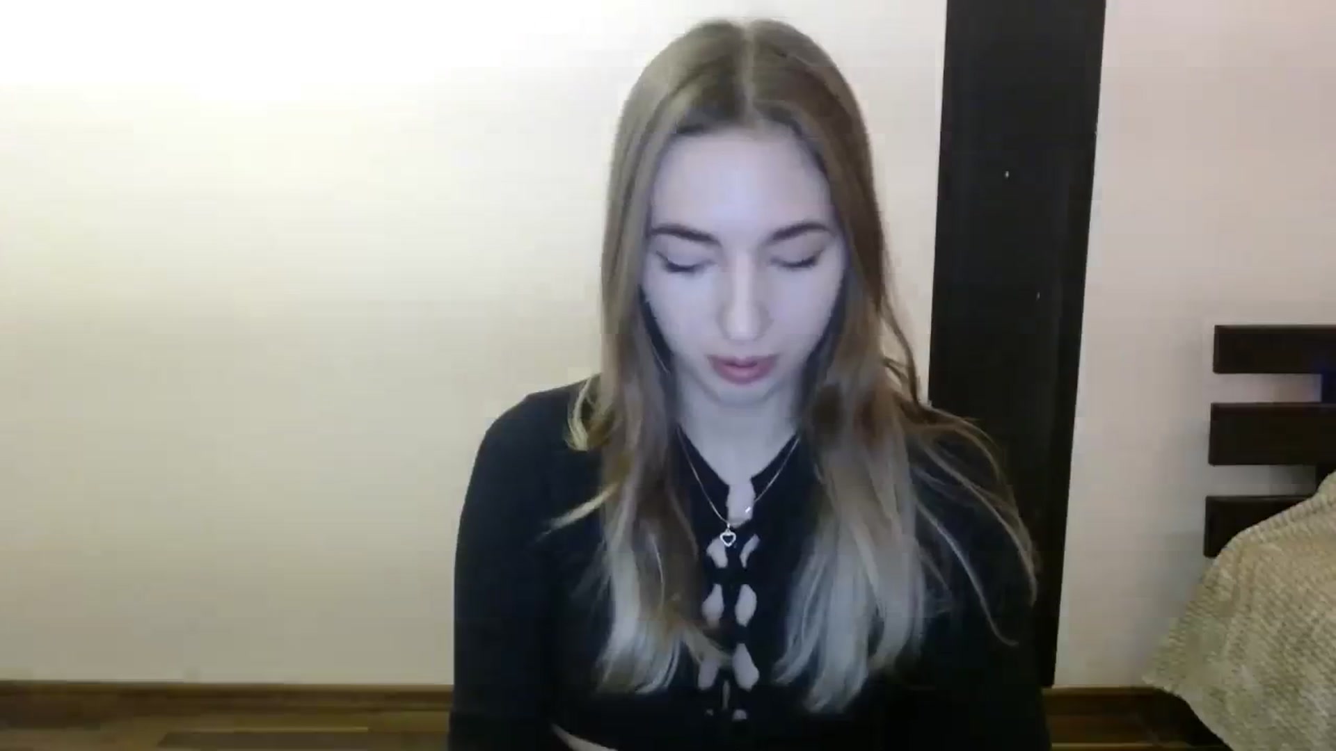 Gallery image thumbnail from Skyyyy's myfreecams stream on, 03/21/2024, 17:57 image 6 of 20