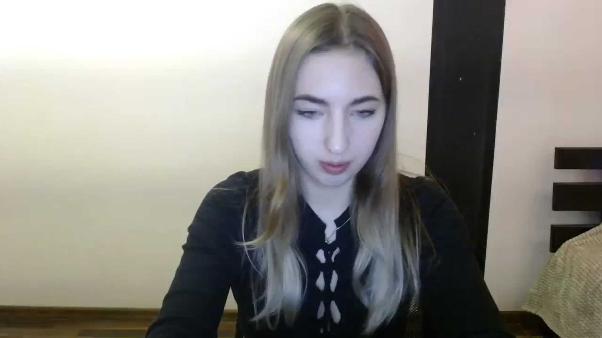 Gallery image thumbnail from Skyyyy's myfreecams stream on, 03/21/2024, 19:27 image 7 of 20