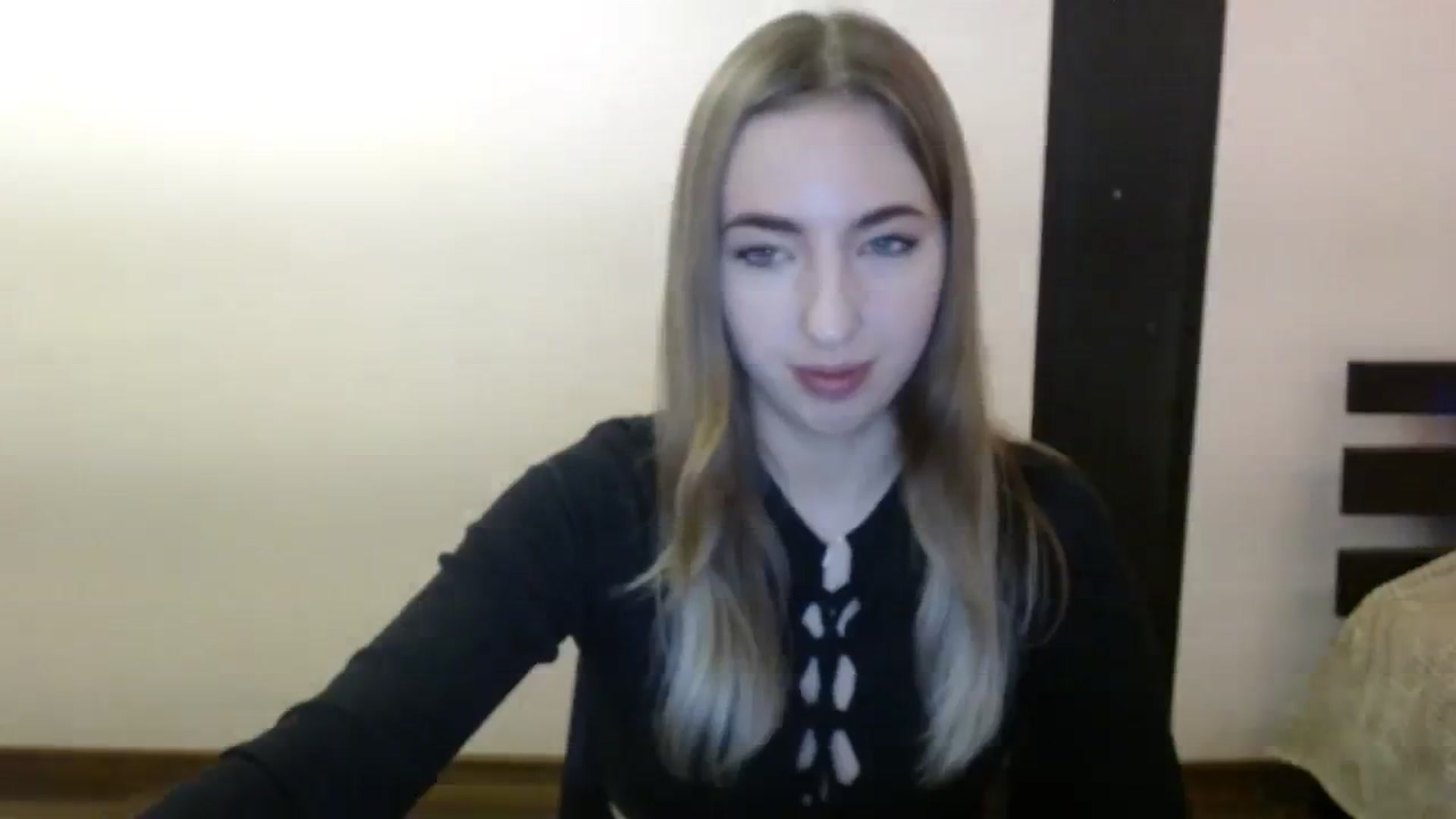 Gallery image thumbnail from Skyyyy's myfreecams stream on, 03/21/2024, 19:27 image 14 of 20
