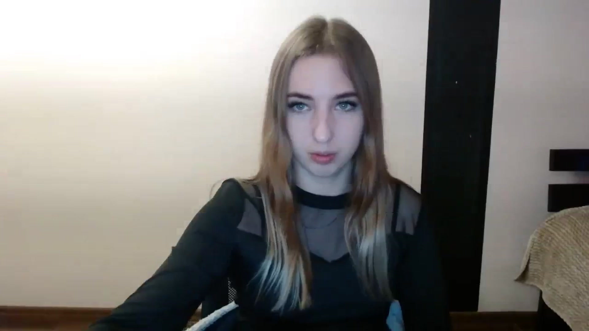 Gallery image thumbnail from Skyyyy's myfreecams stream on, 03/22/2024, 18:58 image 7 of 20