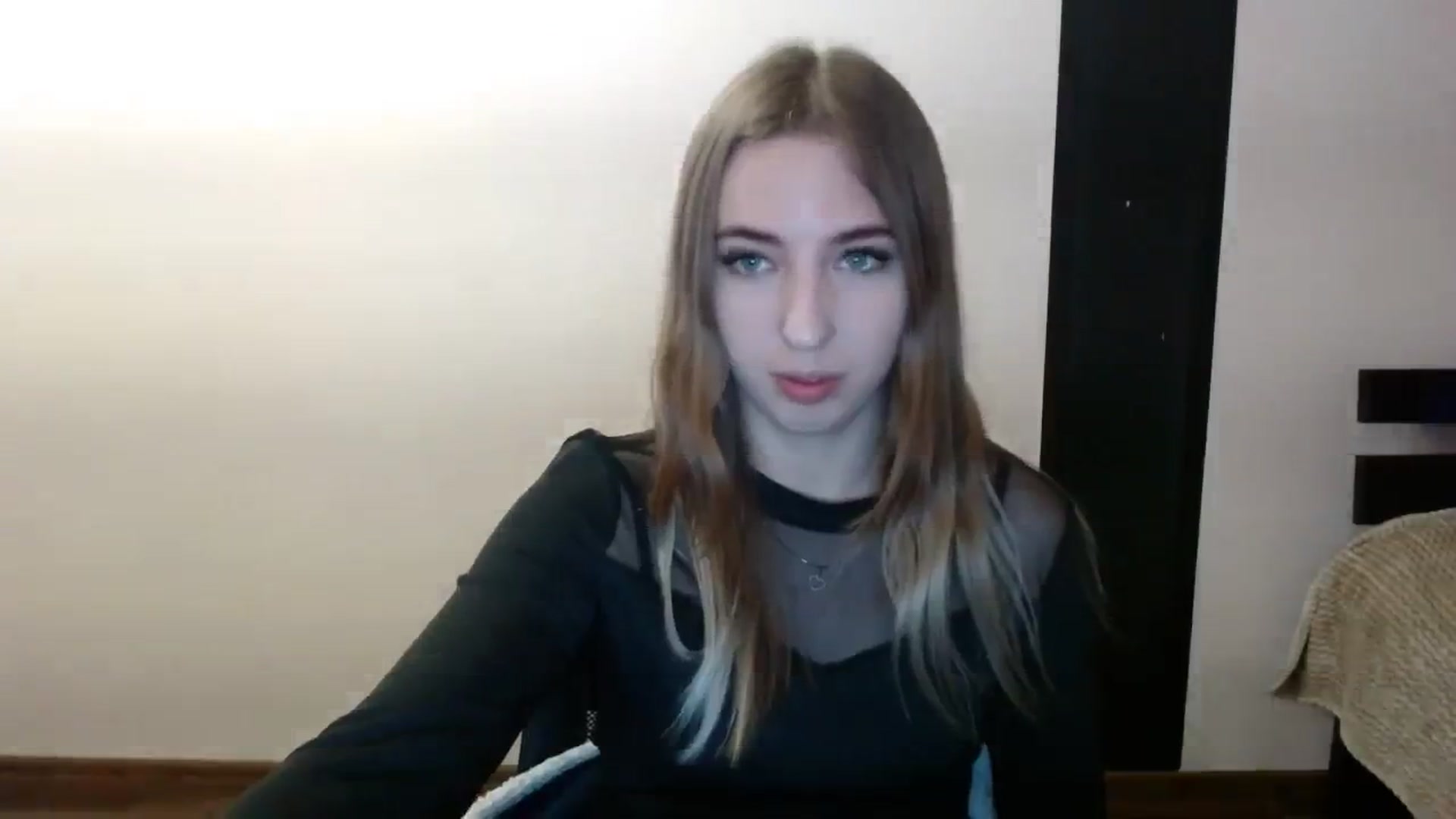 Gallery image thumbnail from Skyyyy's myfreecams stream on, 03/22/2024, 18:58 image 4 of 20
