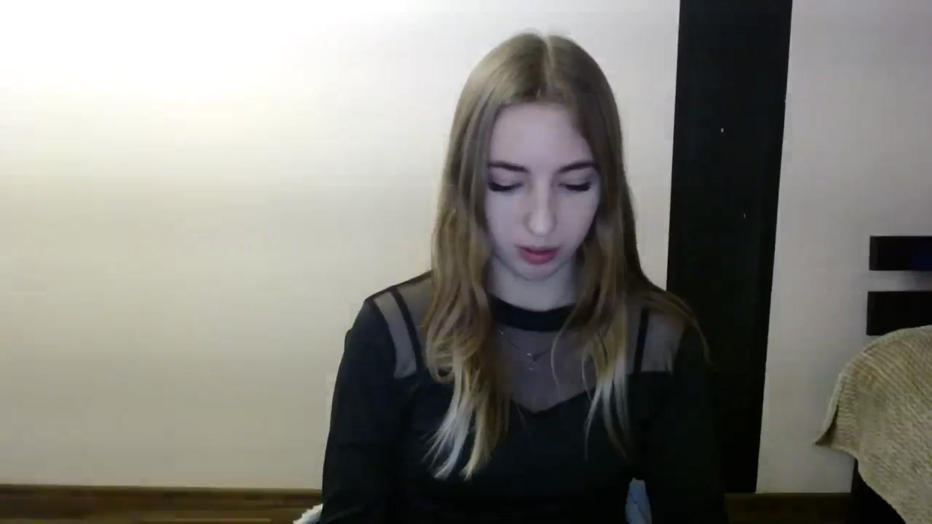 Gallery image thumbnail from Skyyyy's myfreecams stream on, 03/22/2024, 18:58 image 3 of 20