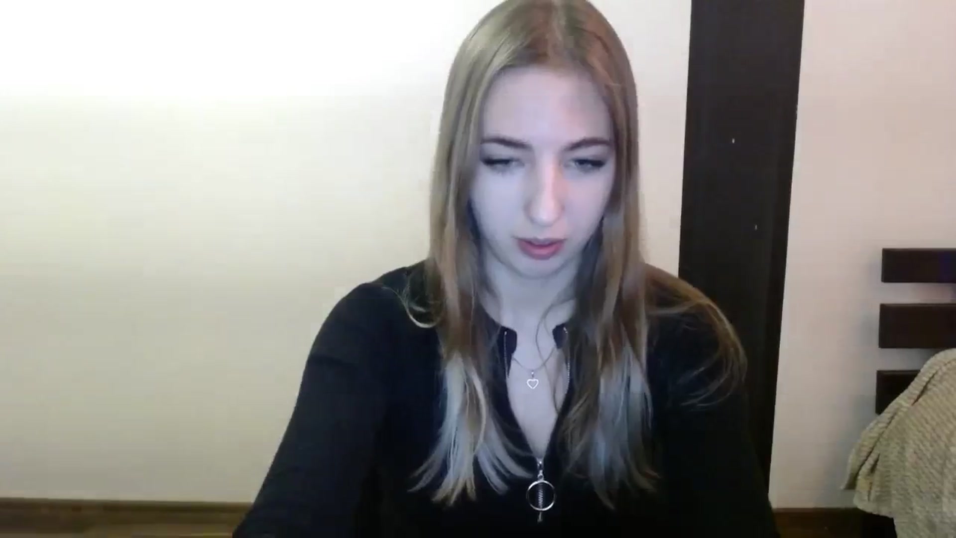 Gallery image thumbnail from Skyyyy's myfreecams stream on, 03/23/2024, 17:01 image 7 of 20