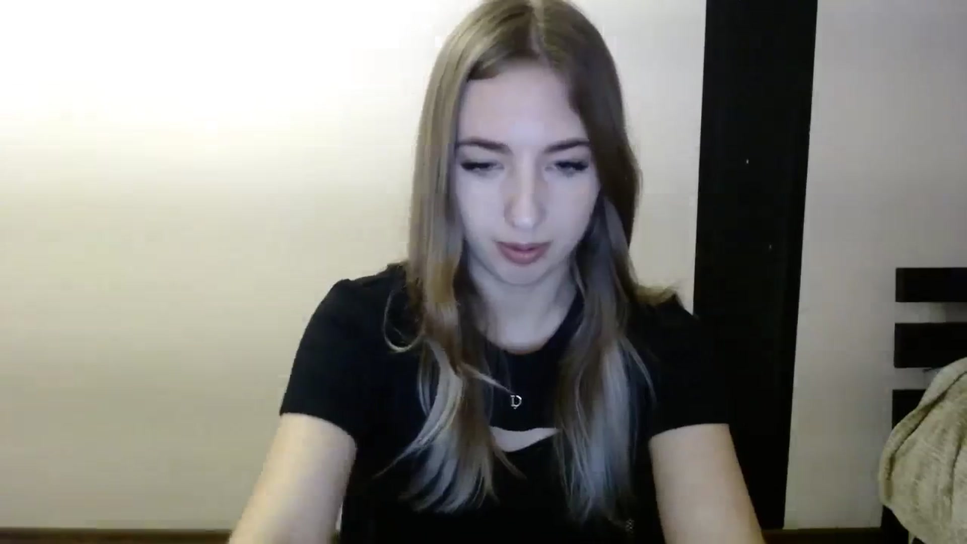 Gallery image thumbnail from Skyyyy's myfreecams stream on, 03/26/2024, 19:39 image 5 of 20