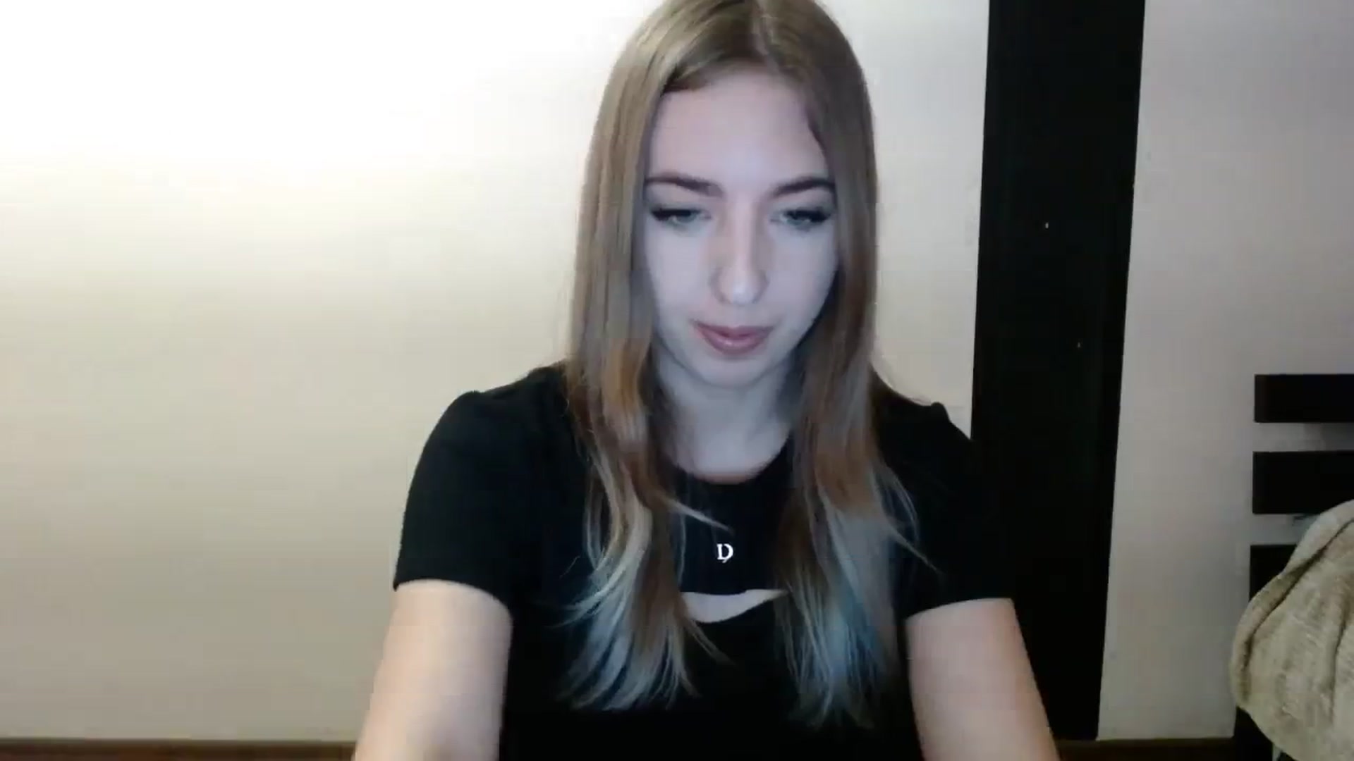 Gallery image thumbnail from Skyyyy's myfreecams stream on, 03/26/2024, 19:39 image 4 of 20
