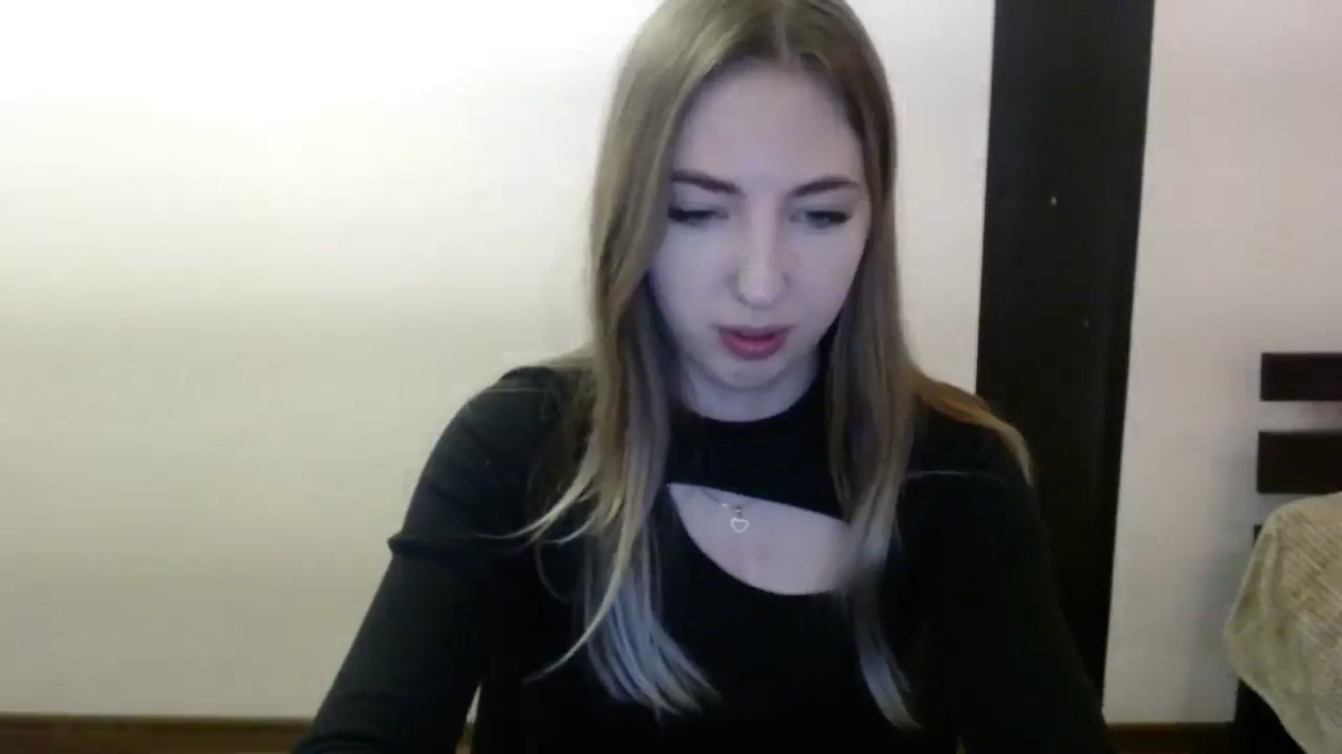 Gallery image thumbnail from Skyyyy's myfreecams stream on, 03/29/2024, 19:57 image 7 of 20
