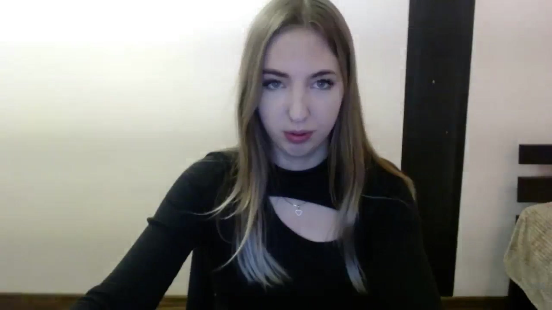 Gallery image thumbnail from Skyyyy's myfreecams stream on, 03/29/2024, 19:57 image 15 of 20