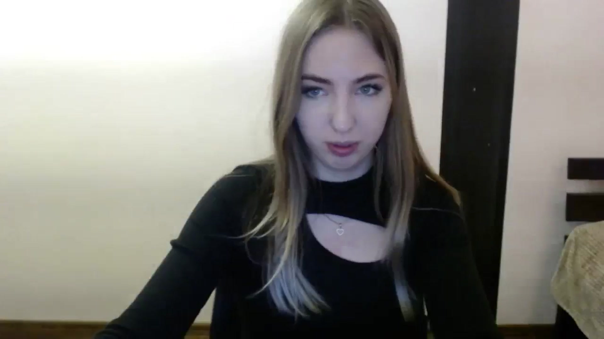 Gallery image thumbnail from Skyyyy's myfreecams stream on, 03/29/2024, 19:57 image 6 of 20