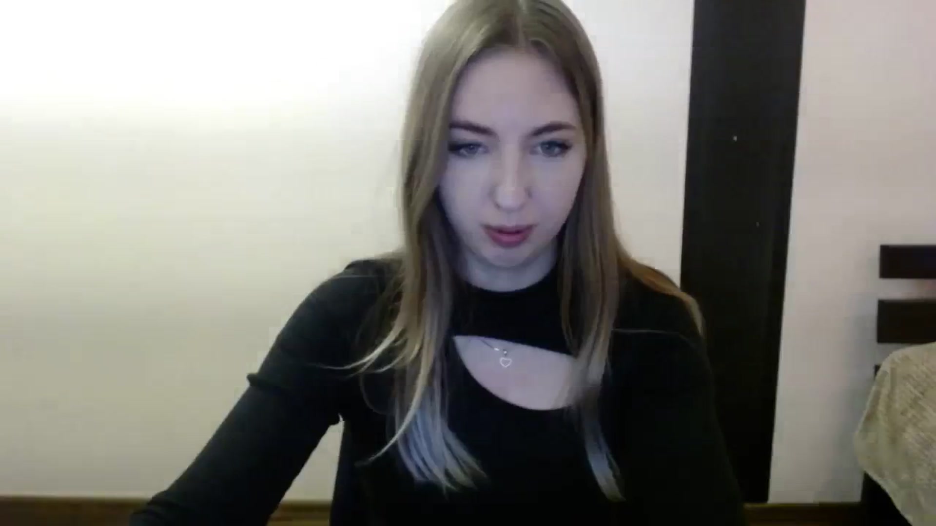 Gallery image thumbnail from Skyyyy's myfreecams stream on, 03/29/2024, 19:57 image 9 of 20