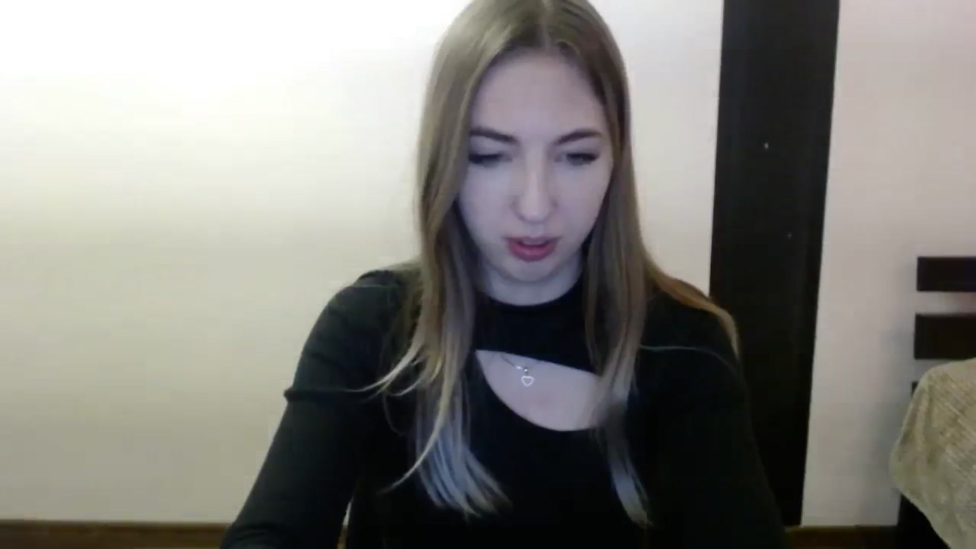 Gallery image thumbnail from Skyyyy's myfreecams stream on, 03/29/2024, 19:57 image 11 of 20