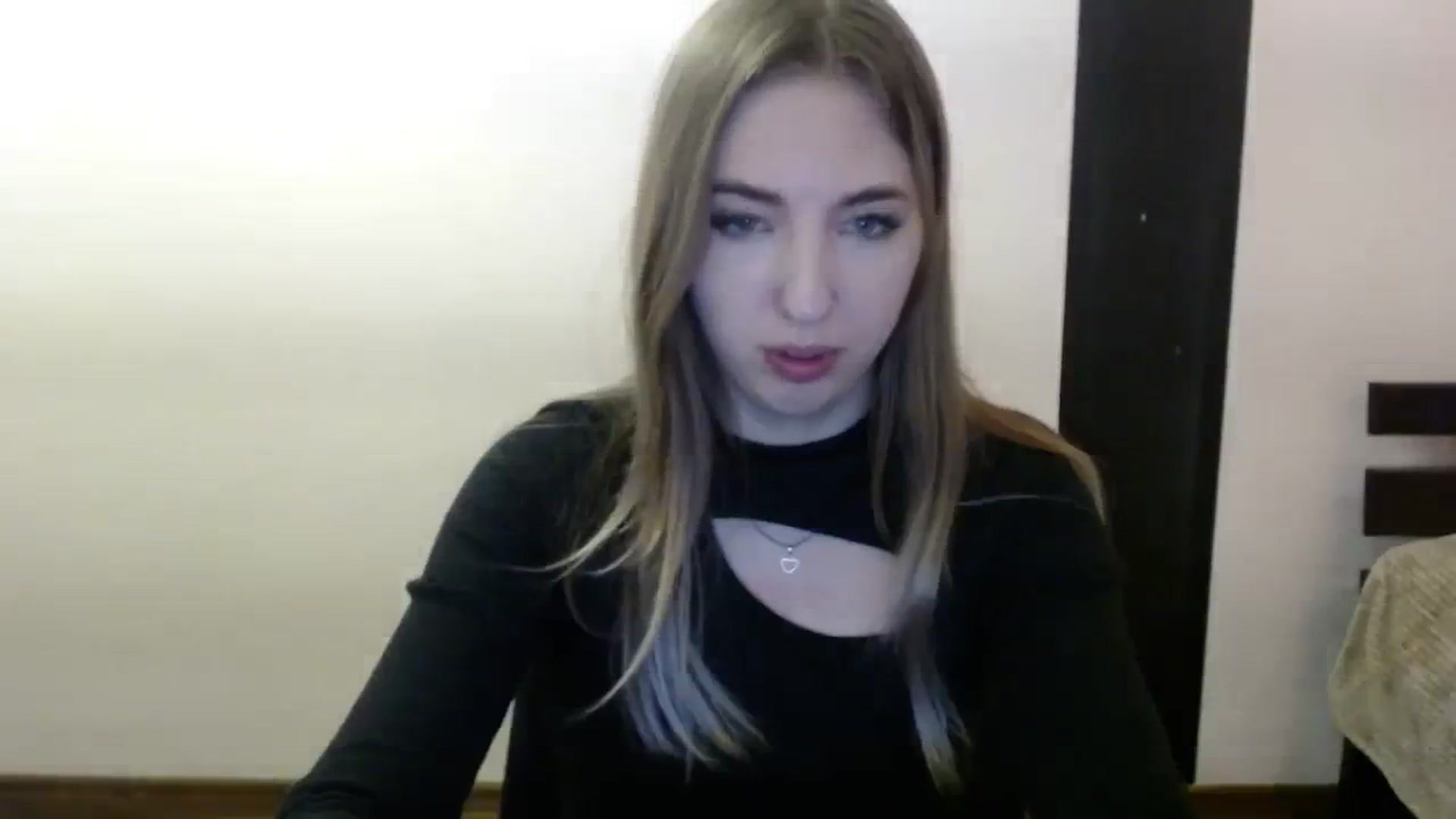 Gallery image thumbnail from Skyyyy's myfreecams stream on, 03/29/2024, 19:57 image 2 of 20