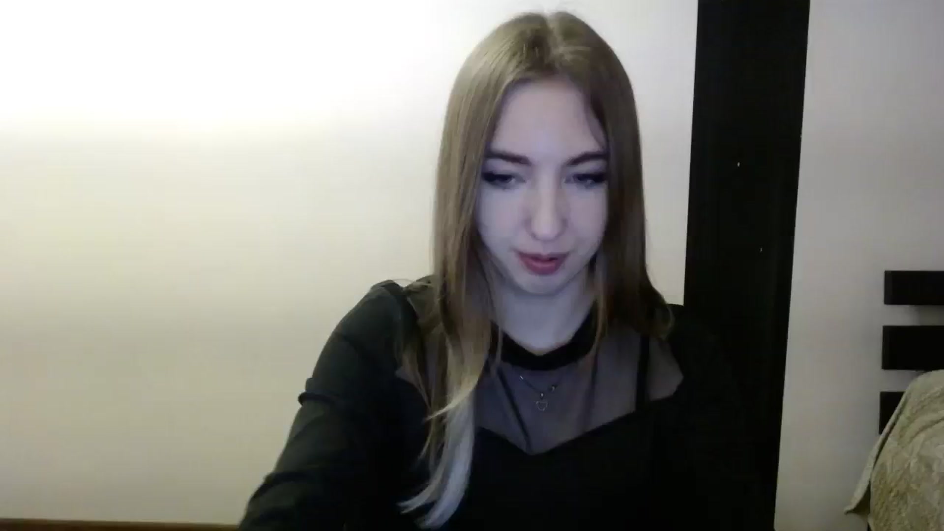Gallery image thumbnail from Skyyyy's myfreecams stream on, 03/30/2024, 18:52 image 6 of 20