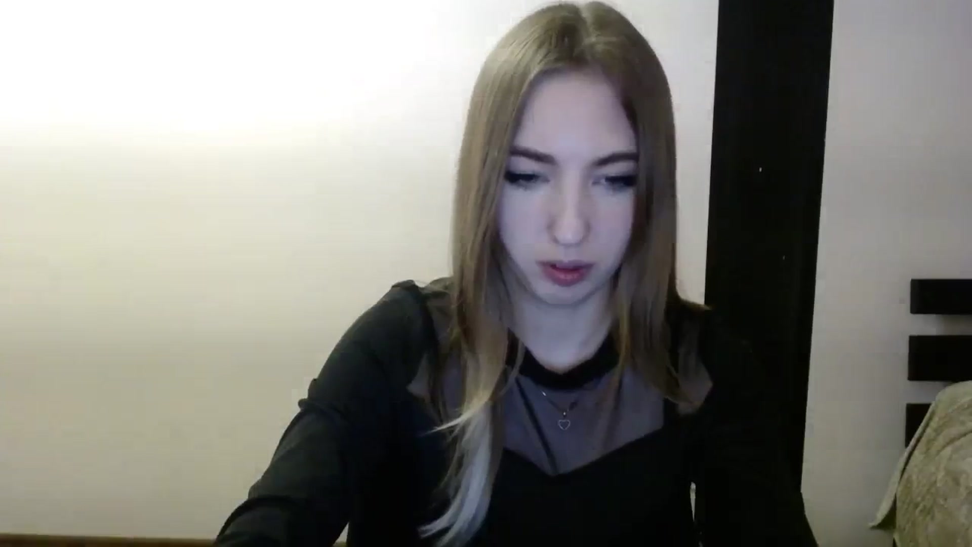 Gallery image thumbnail from Skyyyy's myfreecams stream on, 03/30/2024, 18:52 image 8 of 20