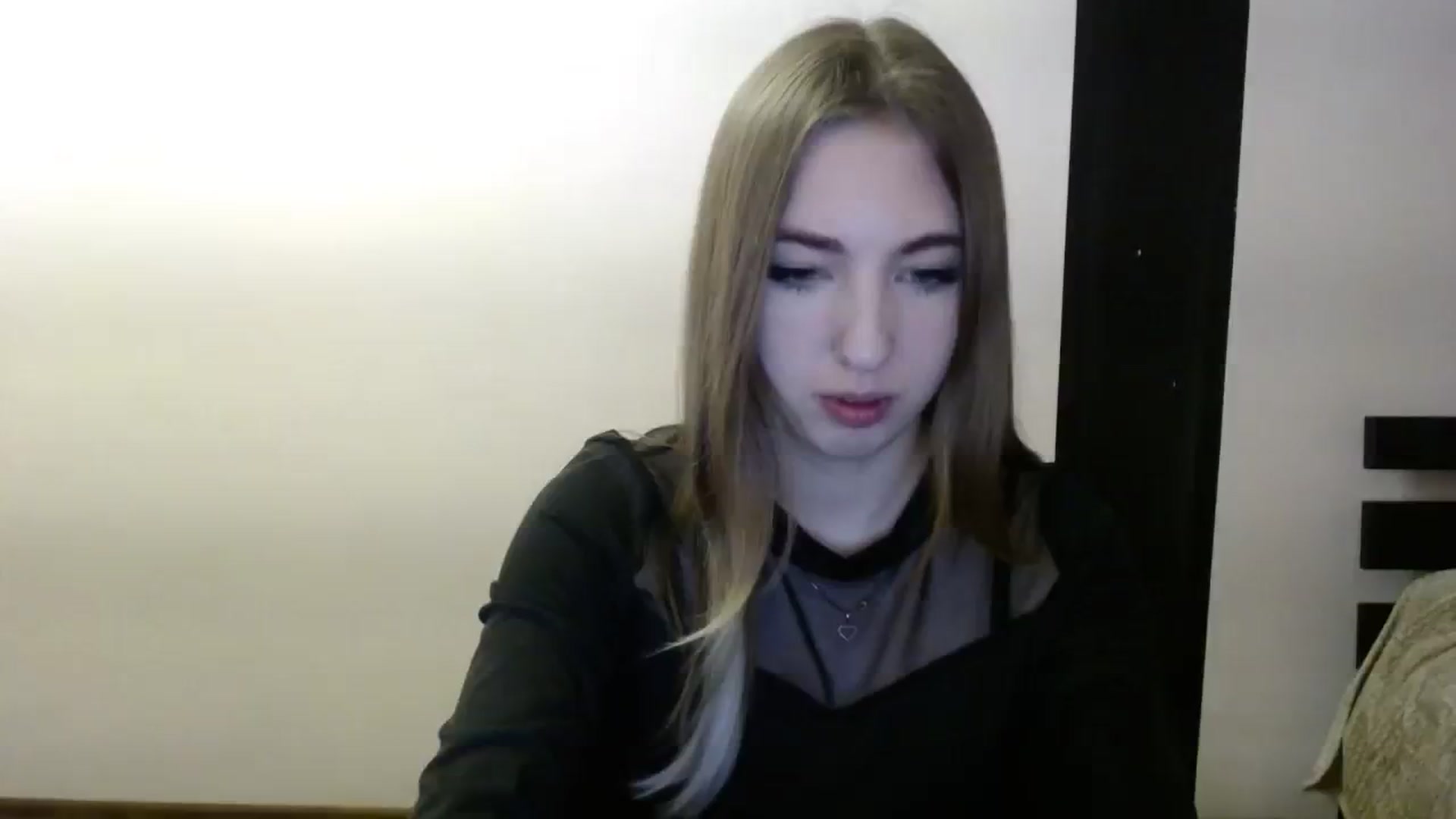 Gallery image thumbnail from Skyyyy's myfreecams stream on, 03/30/2024, 18:52 image 7 of 20
