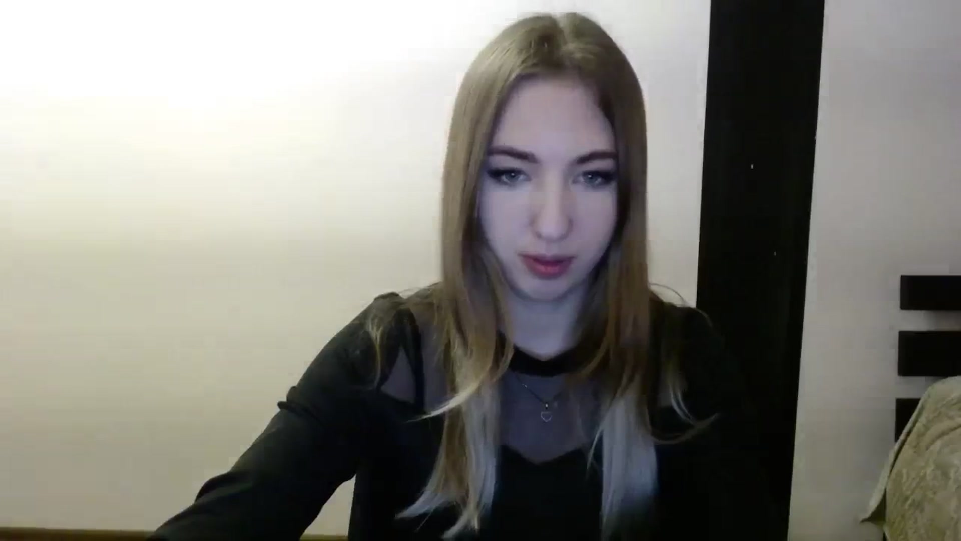 Gallery image thumbnail from Skyyyy's myfreecams stream on, 03/30/2024, 18:52 image 3 of 20