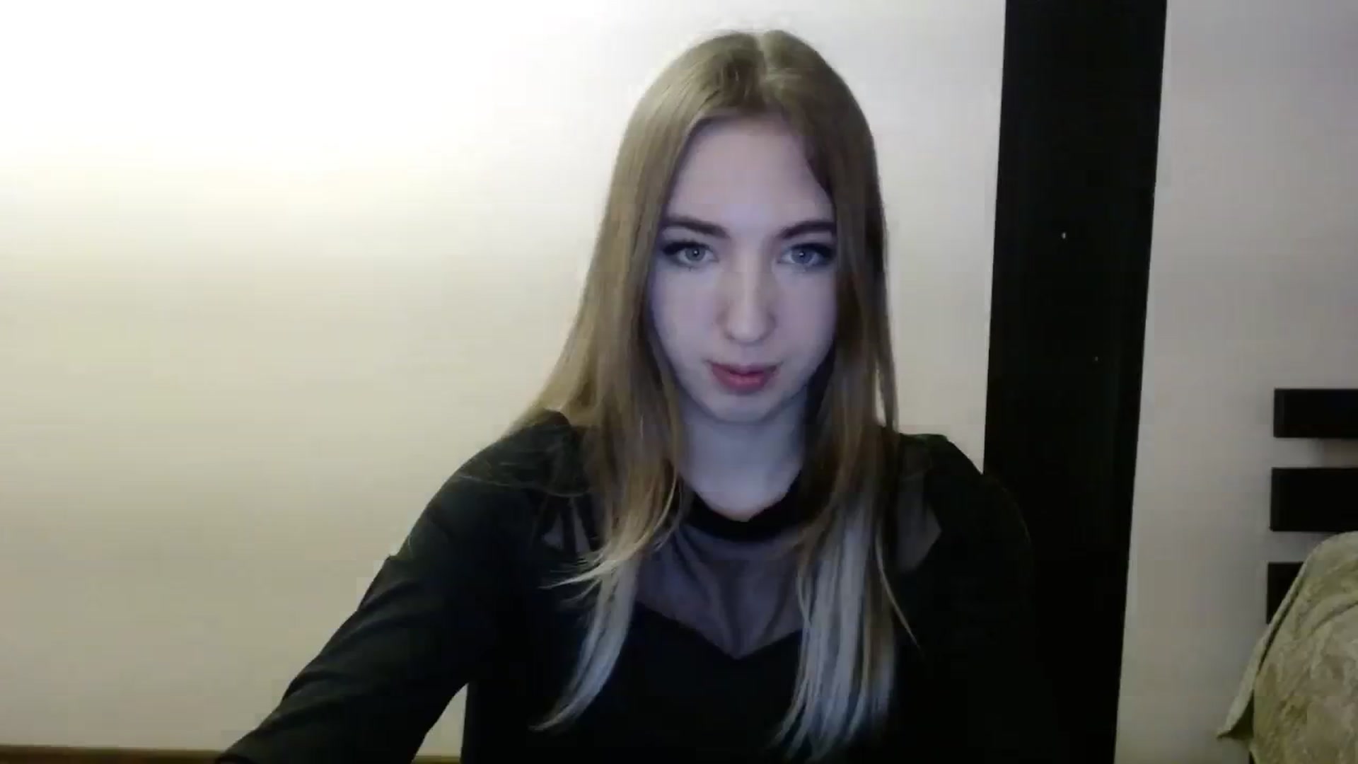 Gallery image thumbnail from Skyyyy's myfreecams stream on, 03/30/2024, 18:52 image 17 of 20