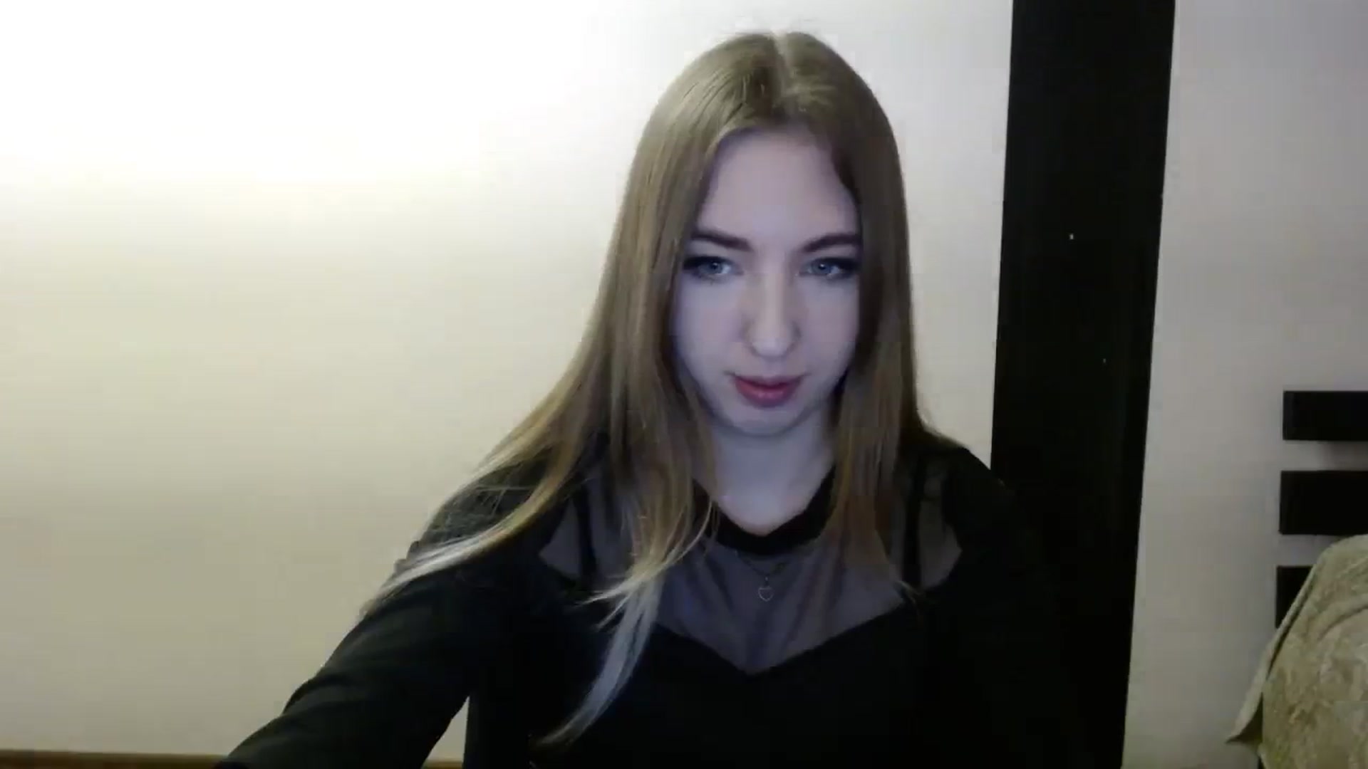 Gallery image thumbnail from Skyyyy's myfreecams stream on, 03/30/2024, 18:52 image 11 of 20