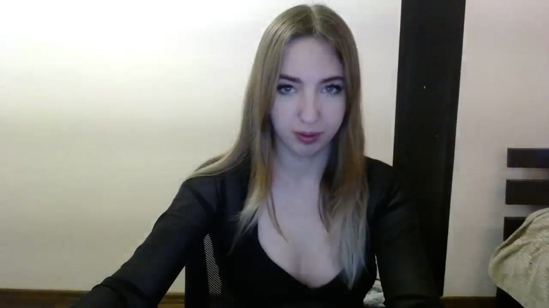 Gallery image thumbnail from Skyyyy's myfreecams stream on, 03/31/2024, 17:53 image 6 of 20