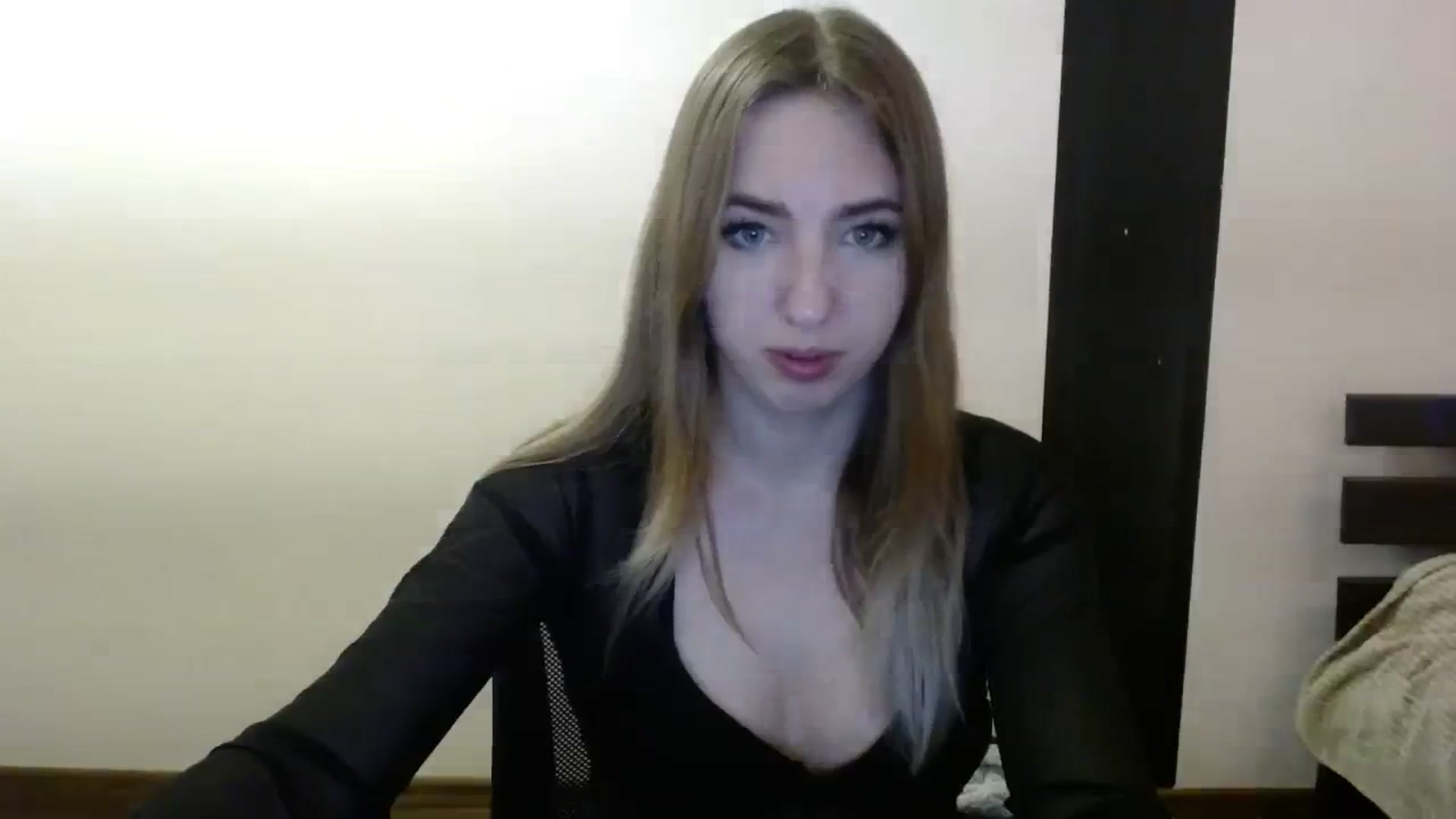 Gallery image thumbnail from Skyyyy's myfreecams stream on, 03/31/2024, 17:53 image 4 of 20