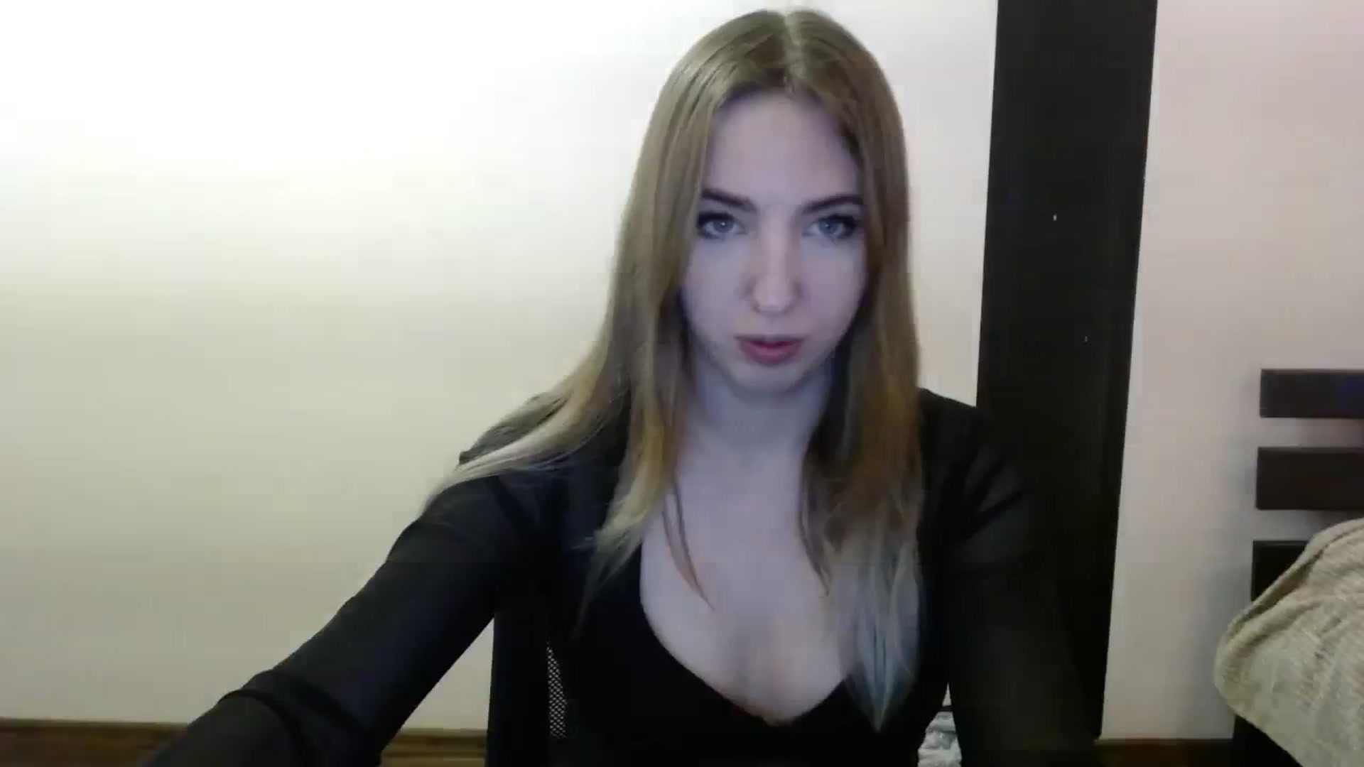 Gallery image thumbnail from Skyyyy's myfreecams stream on, 03/31/2024, 17:53 image 19 of 20
