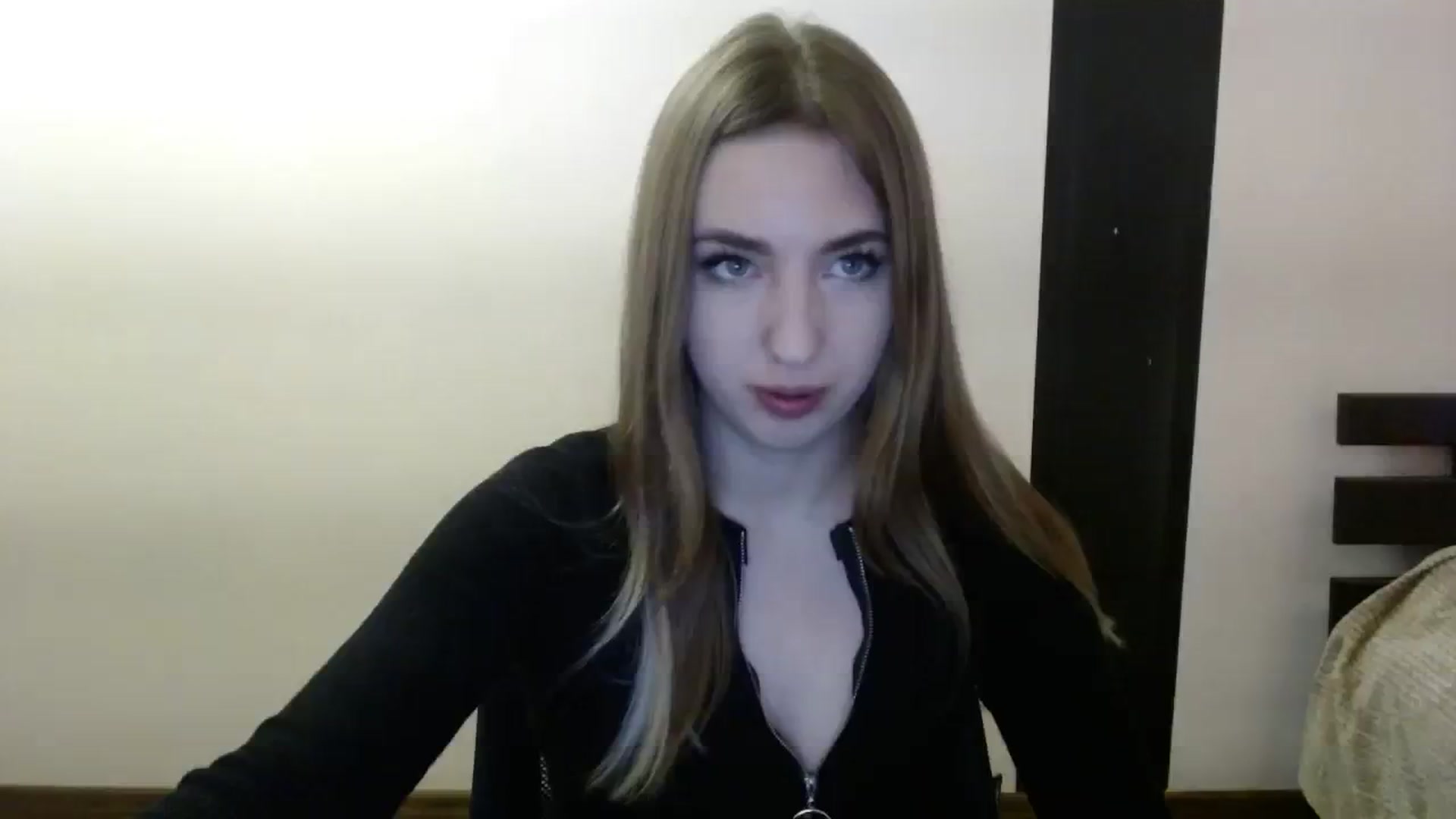 Gallery image thumbnail from Skyyyy's myfreecams stream on, 04/01/2024, 17:37 image 15 of 20