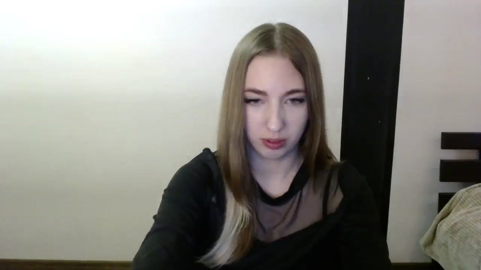 Gallery image thumbnail from Skyyyy's myfreecams stream on, 04/03/2024, 17:39 image 2 of 20