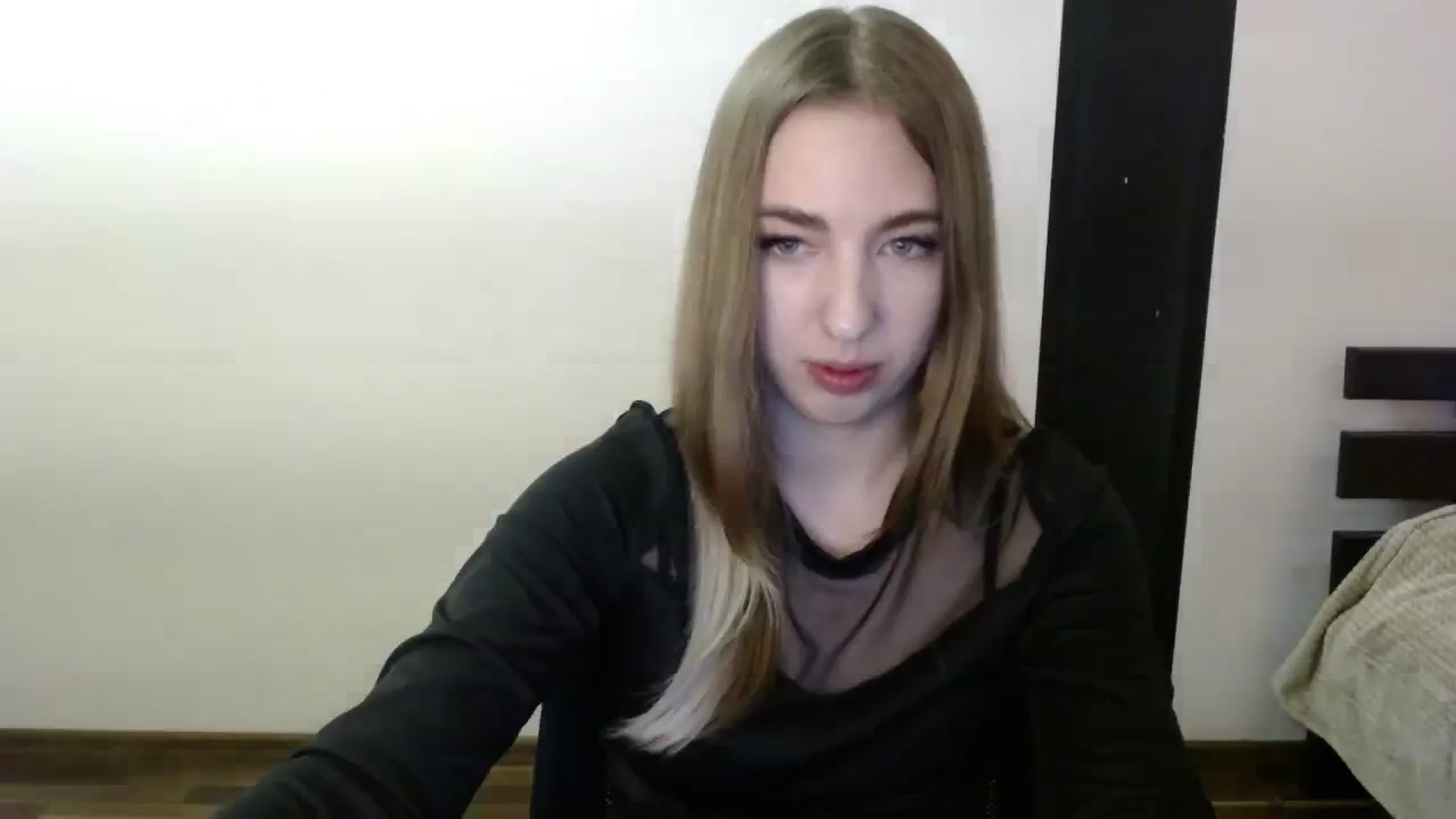 Gallery image thumbnail from Skyyyy's myfreecams stream on, 04/03/2024, 17:39 image 5 of 20