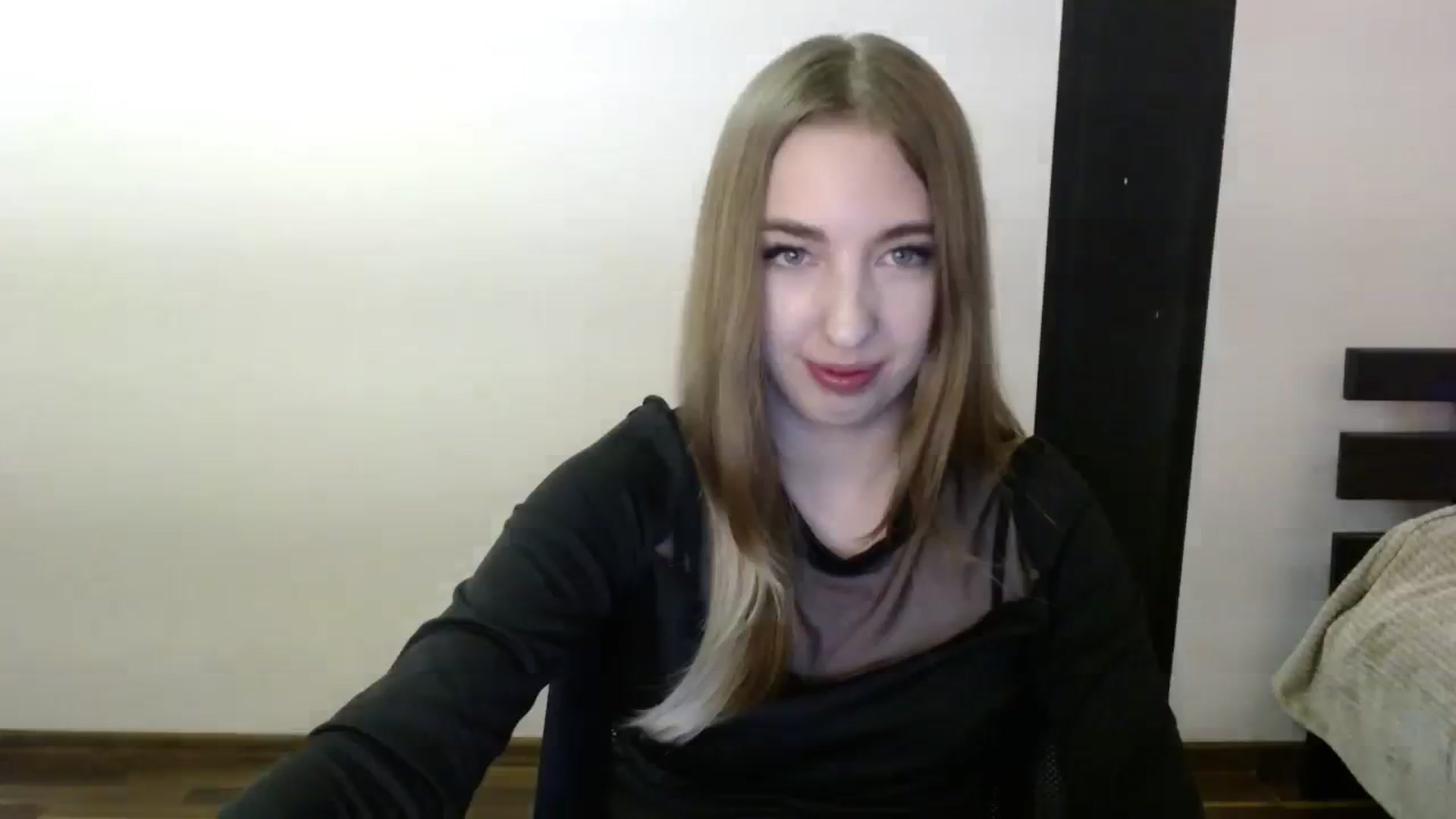 Gallery image thumbnail from Skyyyy's myfreecams stream on, 04/03/2024, 17:39 image 11 of 20