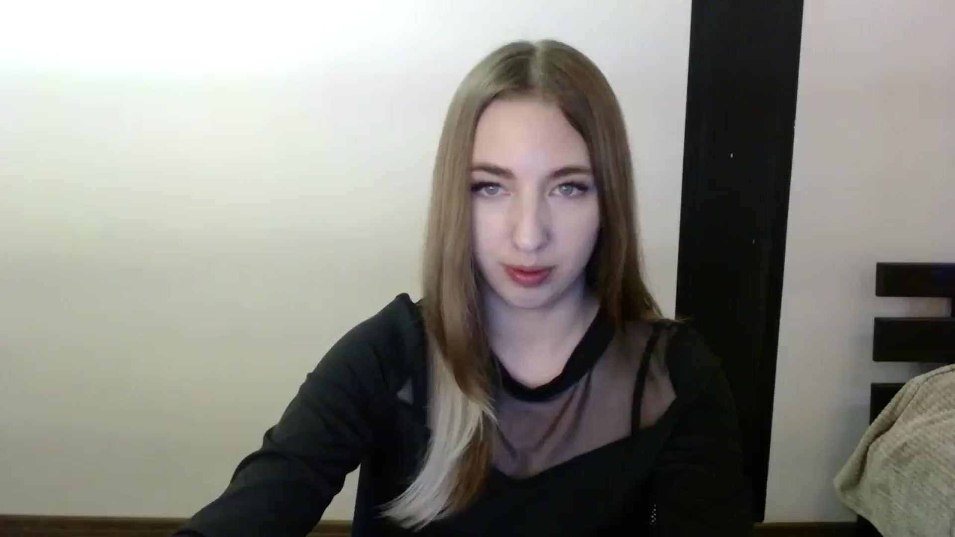 Gallery image thumbnail from Skyyyy's myfreecams stream on, 04/03/2024, 17:39 image 1 of 20