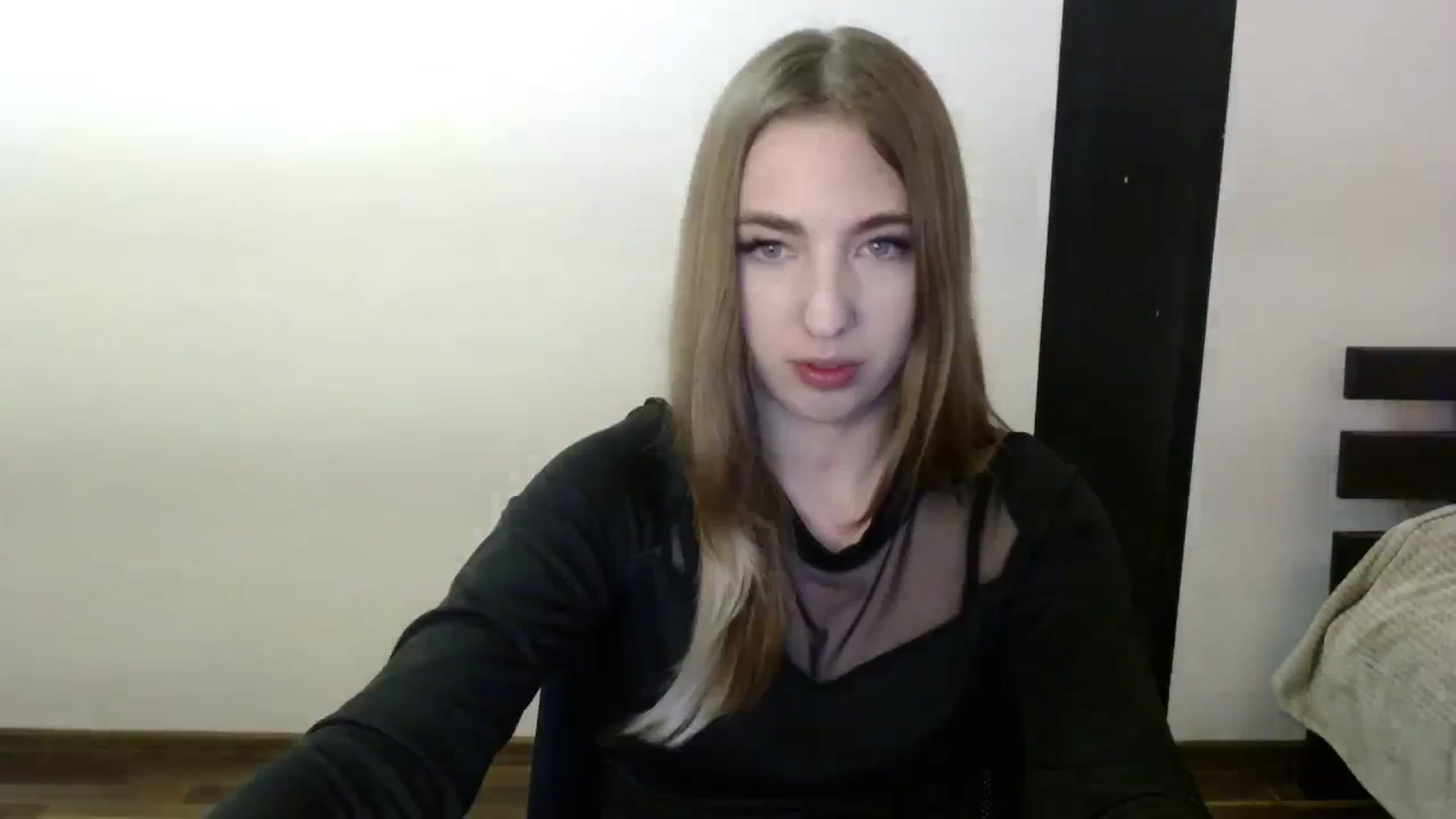 Gallery image thumbnail from Skyyyy's myfreecams stream on, 04/03/2024, 17:39 image 15 of 20