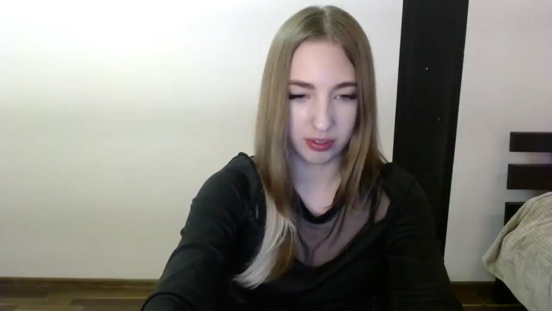 Gallery image thumbnail from Skyyyy's myfreecams stream on, 04/03/2024, 17:39 image 9 of 20