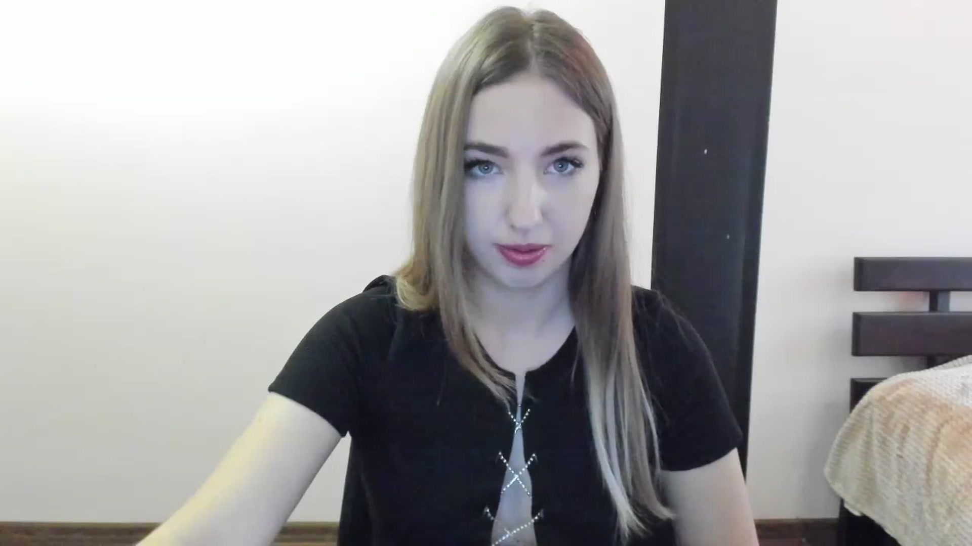Gallery image thumbnail from Skyyyy's myfreecams stream on, 04/09/2024, 16:24 image 5 of 20
