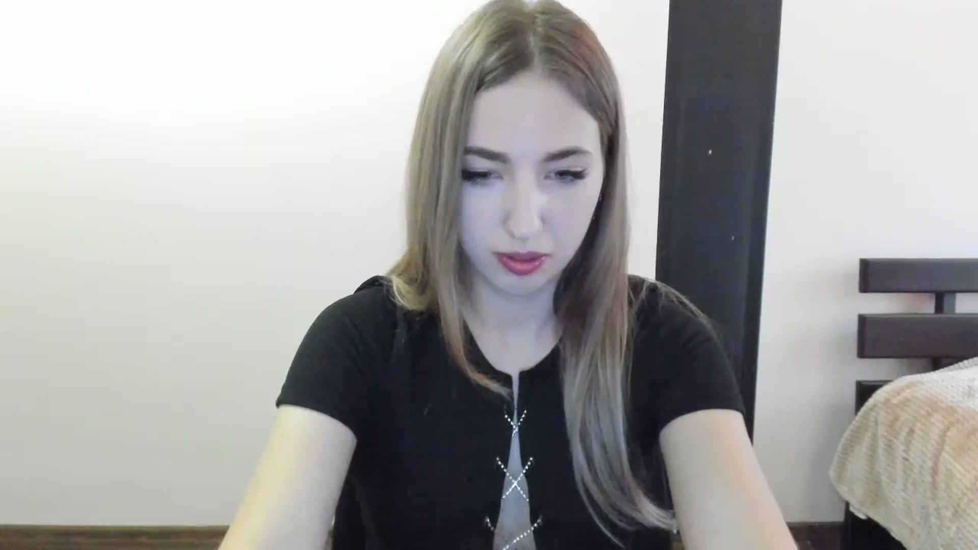 Gallery image thumbnail from Skyyyy's myfreecams stream on, 04/09/2024, 16:24 image 2 of 20