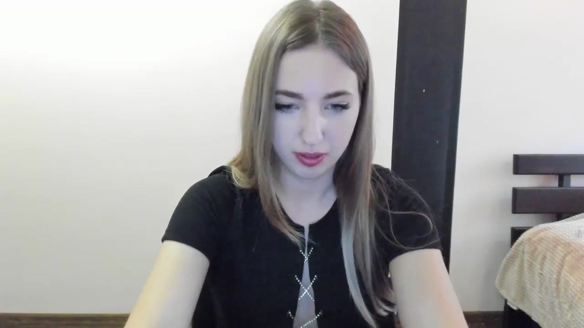Gallery image thumbnail from Skyyyy's myfreecams stream on, 04/09/2024, 16:24 image 3 of 20