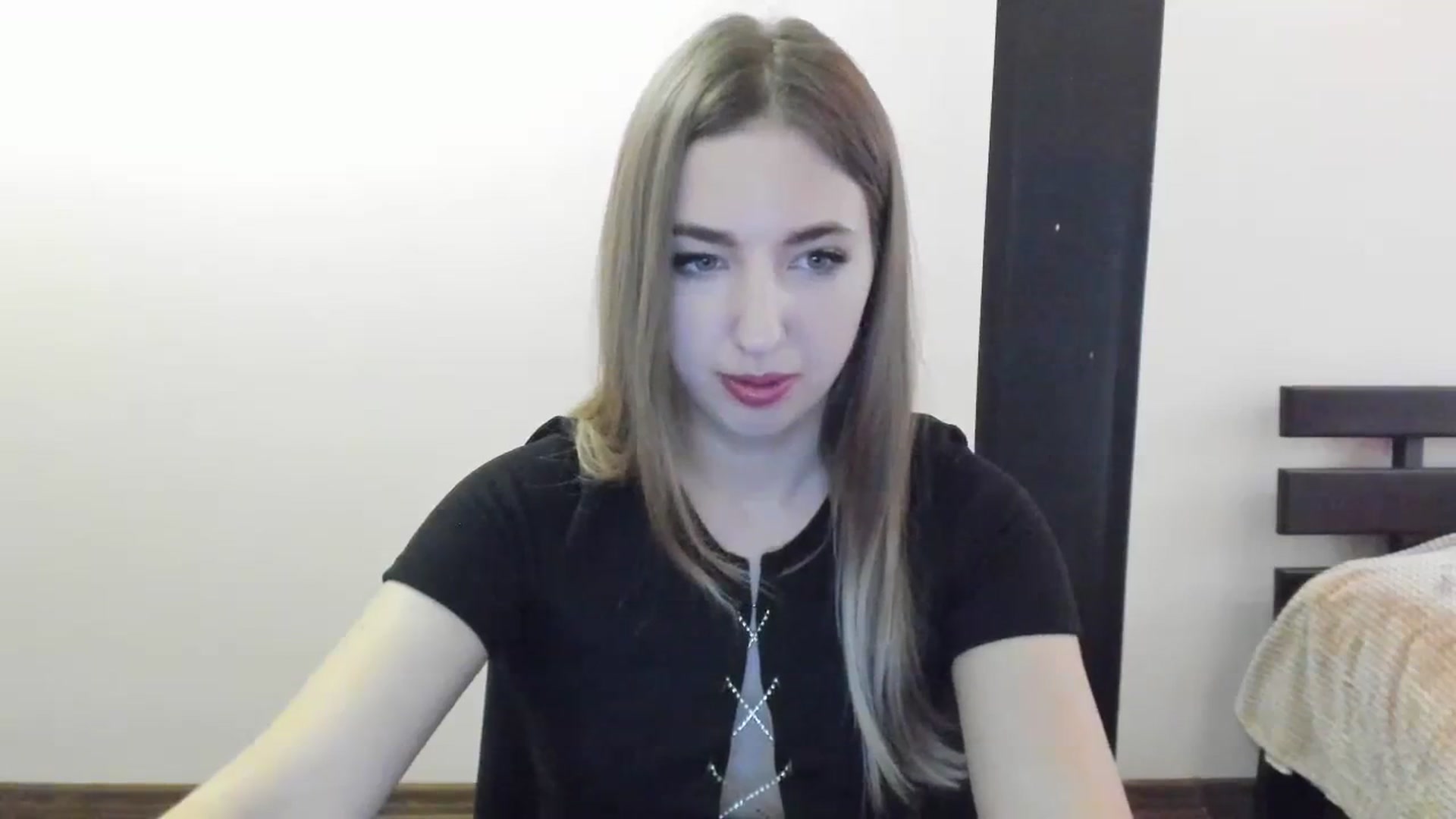Gallery image thumbnail from Skyyyy's myfreecams stream on, 04/09/2024, 16:24 image 10 of 20