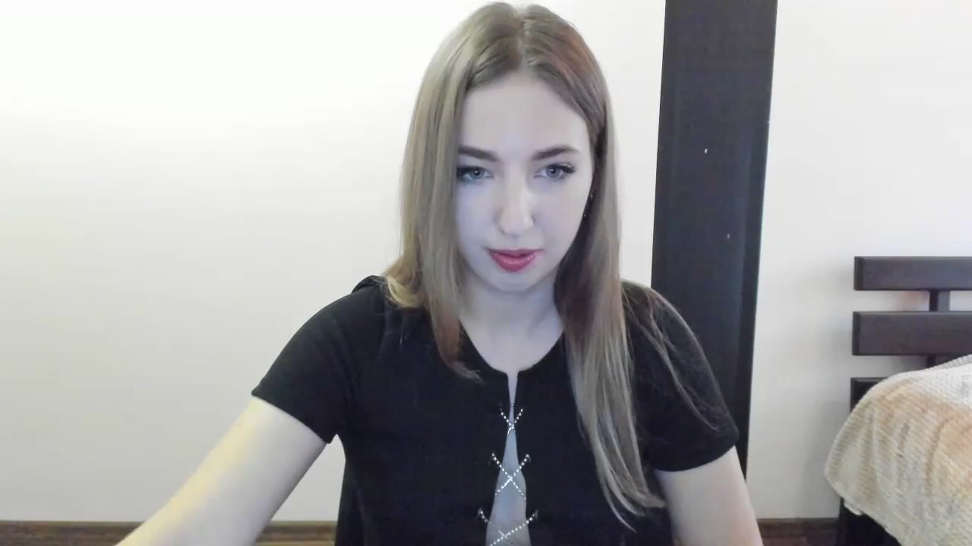 Gallery image thumbnail from Skyyyy's myfreecams stream on, 04/09/2024, 16:24 image 1 of 20