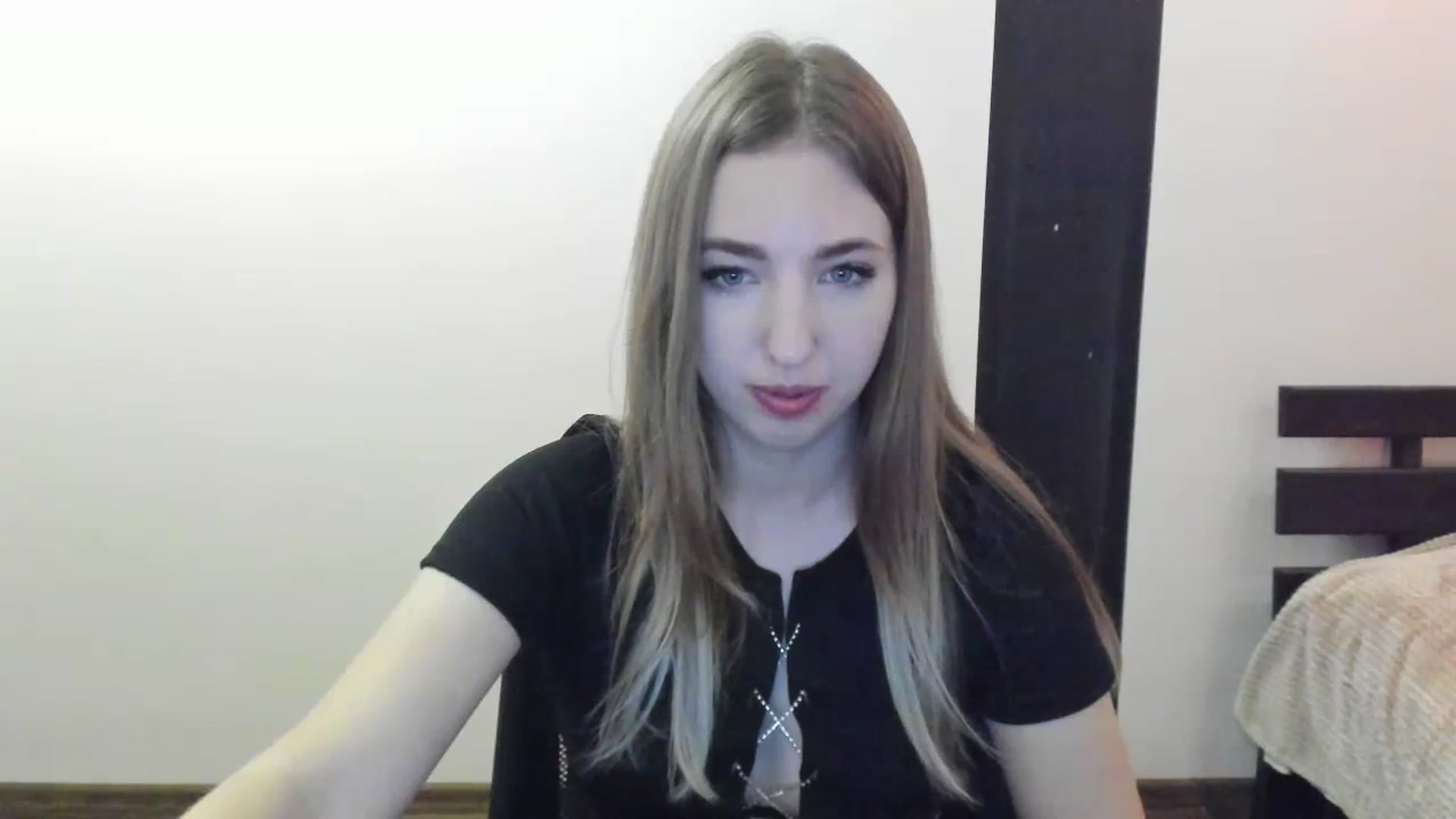 Gallery image thumbnail from Skyyyy's myfreecams stream on, 04/09/2024, 17:25 image 5 of 20