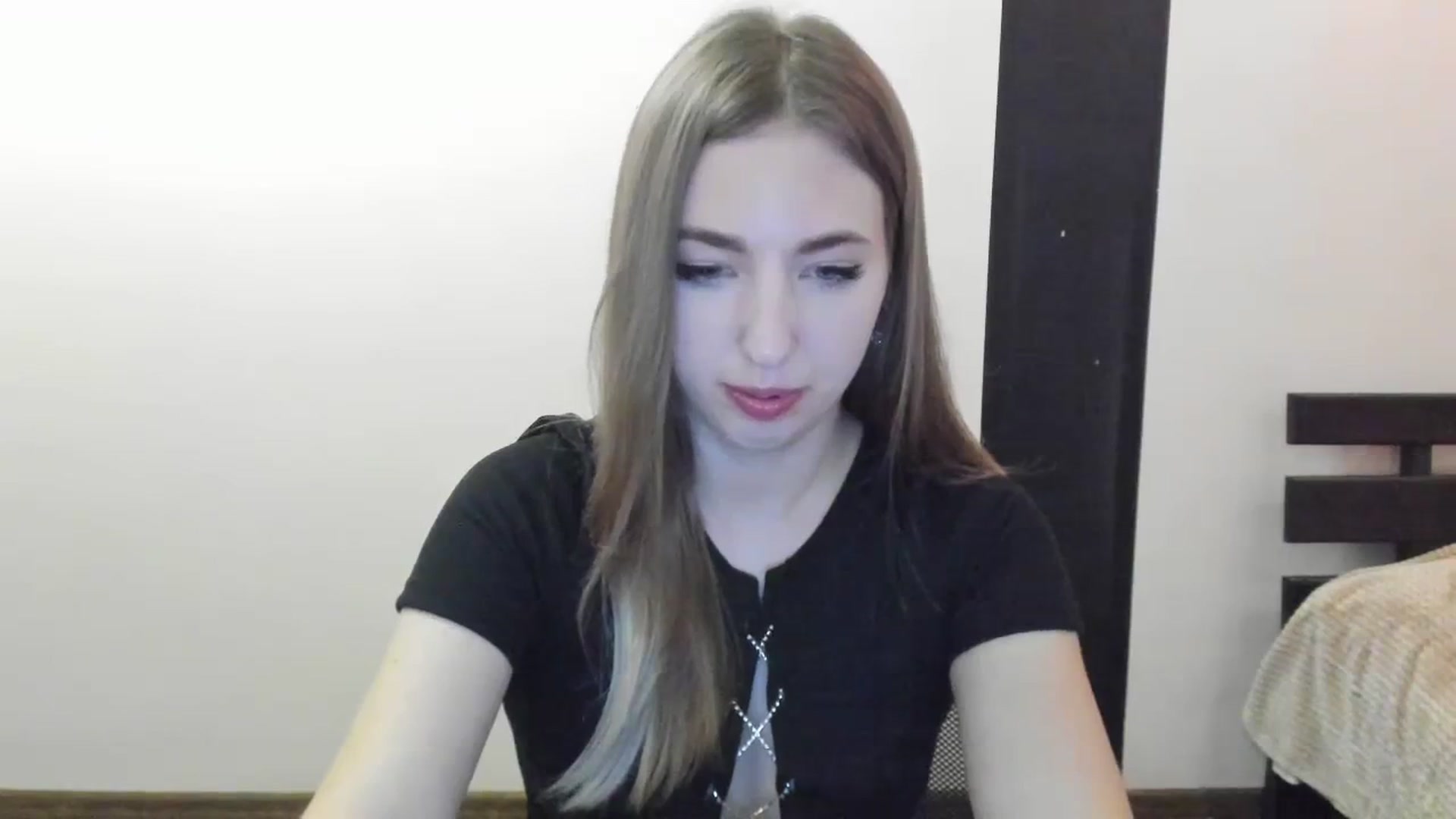 Gallery image thumbnail from Skyyyy's myfreecams stream on, 04/09/2024, 18:46 image 7 of 20