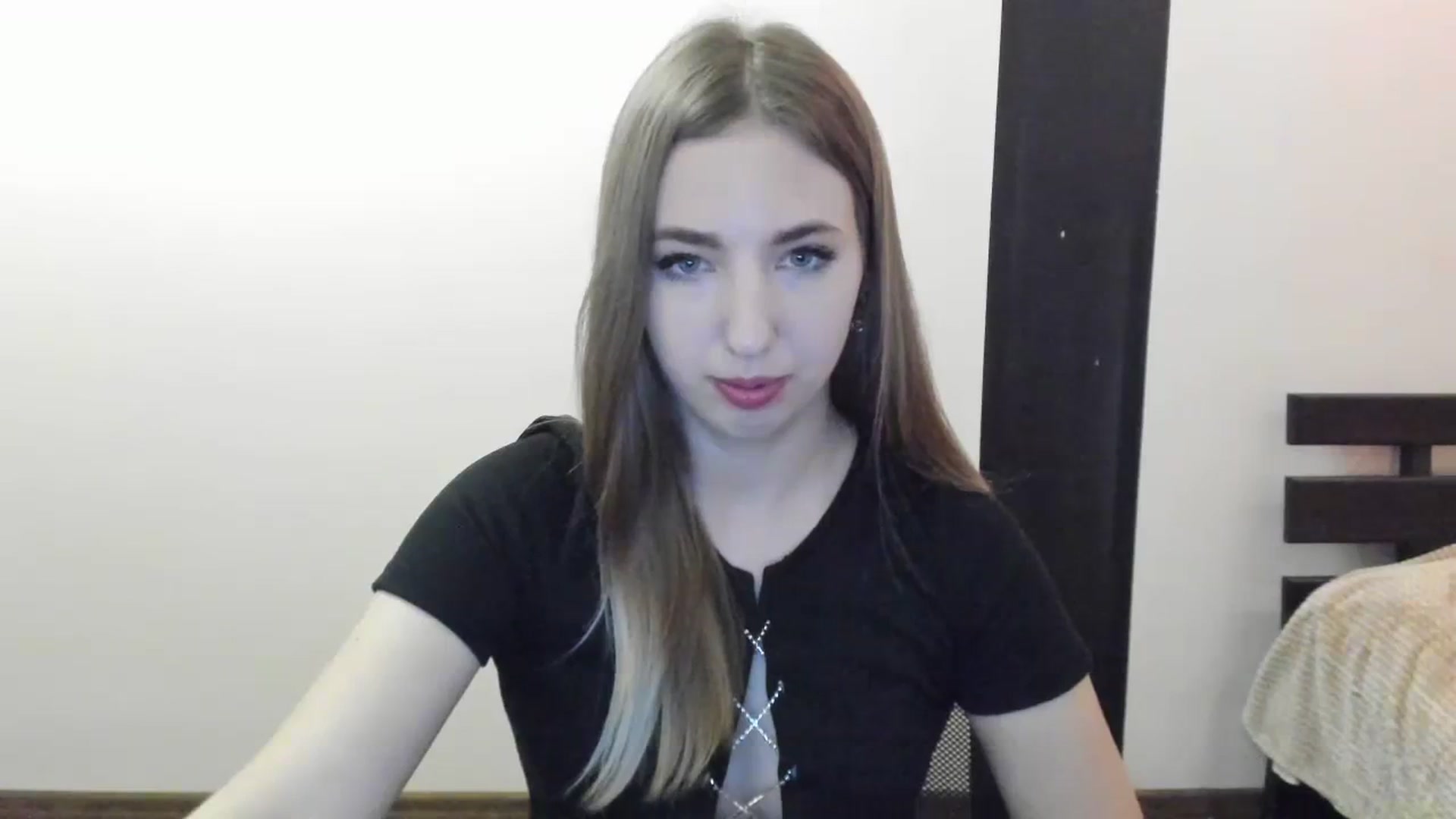 Gallery image thumbnail from Skyyyy's myfreecams stream on, 04/09/2024, 18:46 image 9 of 20