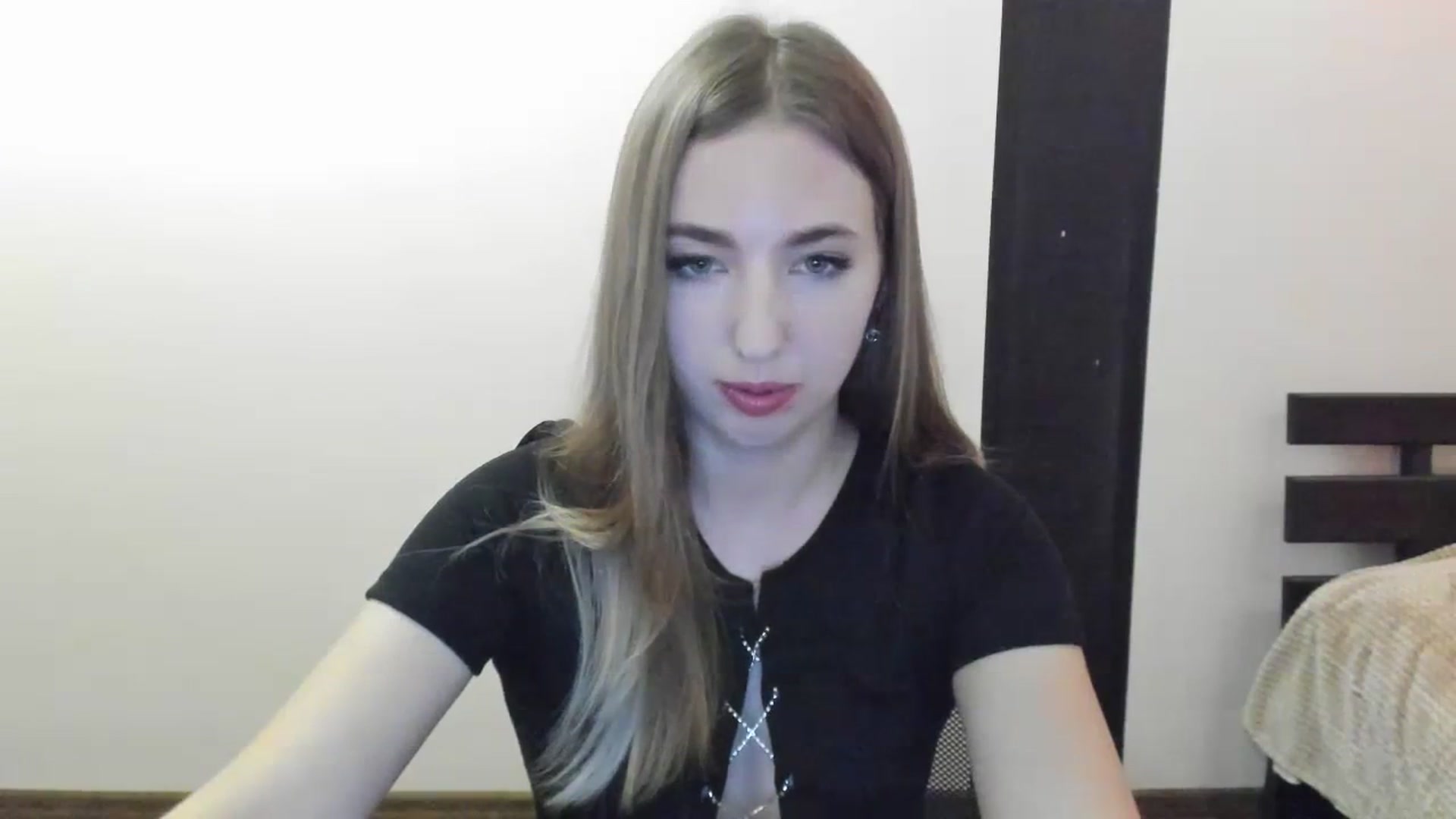 Gallery image thumbnail from Skyyyy's myfreecams stream on, 04/09/2024, 18:46 image 2 of 20