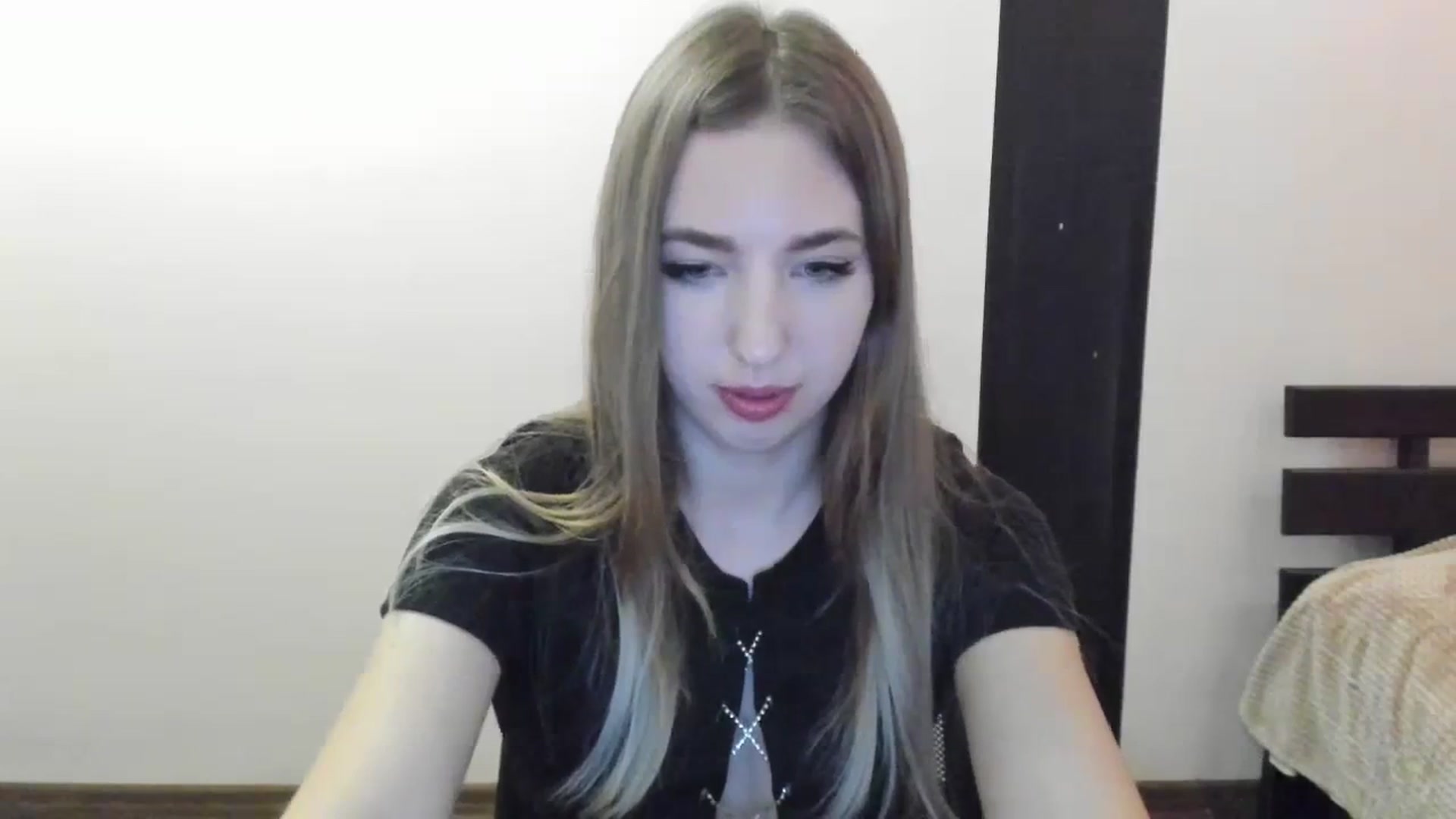 Gallery image thumbnail from Skyyyy's myfreecams stream on, 04/09/2024, 18:46 image 15 of 20
