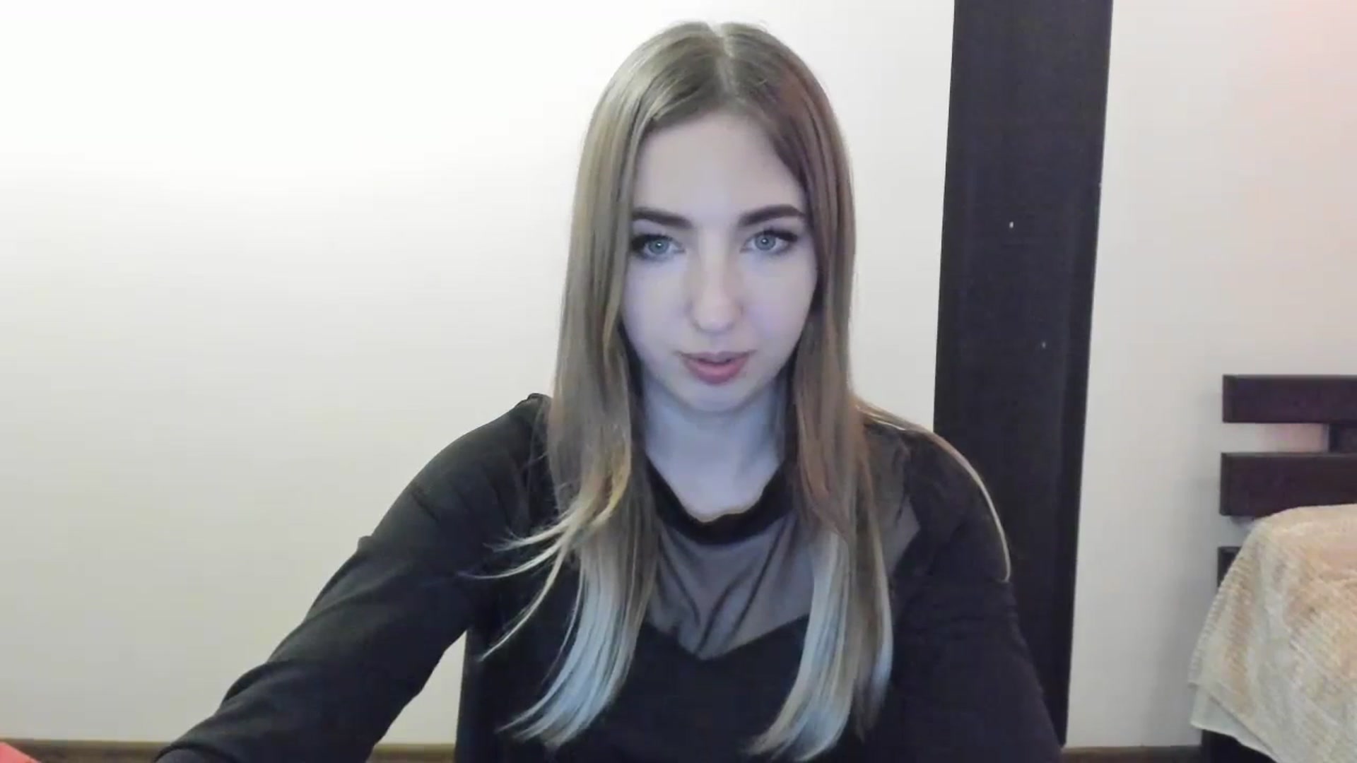 Gallery image thumbnail from Skyyyy's myfreecams stream on, 04/10/2024, 18:48 image 9 of 20