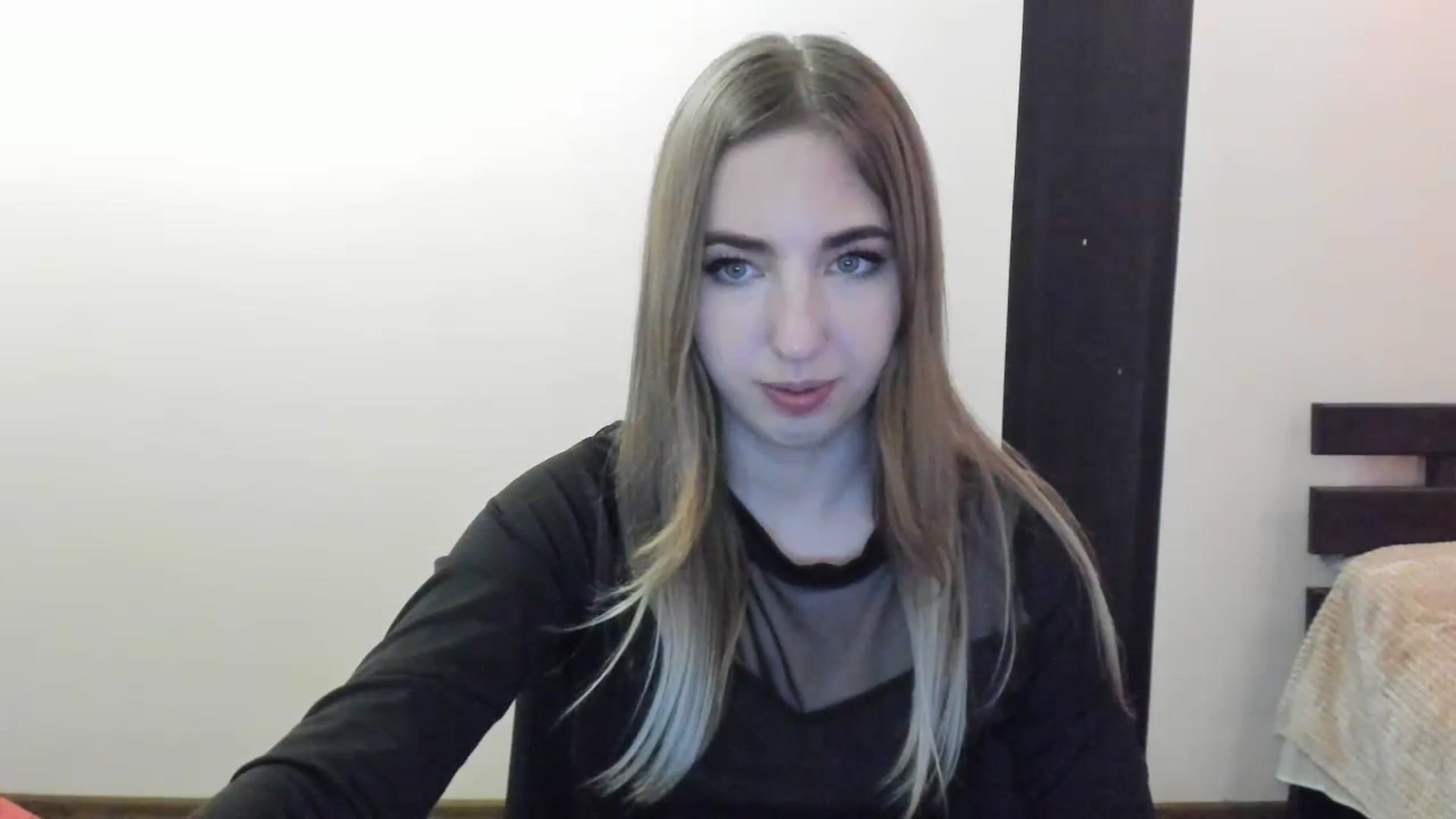 Gallery image thumbnail from Skyyyy's myfreecams stream on, 04/10/2024, 18:48 image 20 of 20