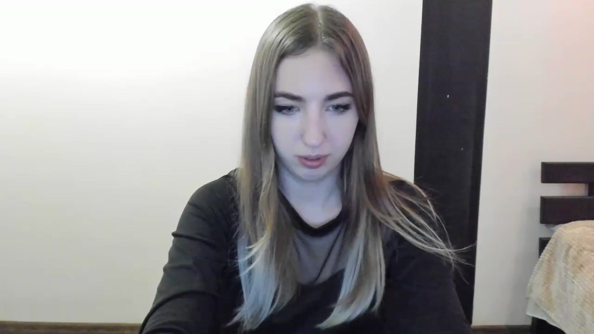 Gallery image thumbnail from Skyyyy's myfreecams stream on, 04/10/2024, 21:13 image 10 of 20