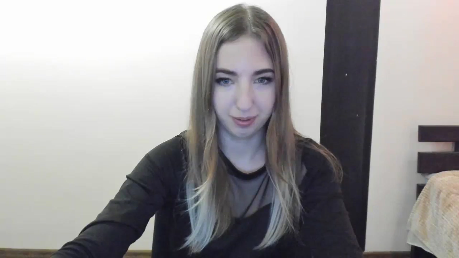 Gallery image thumbnail from Skyyyy's myfreecams stream on, 04/10/2024, 21:13 image 14 of 20