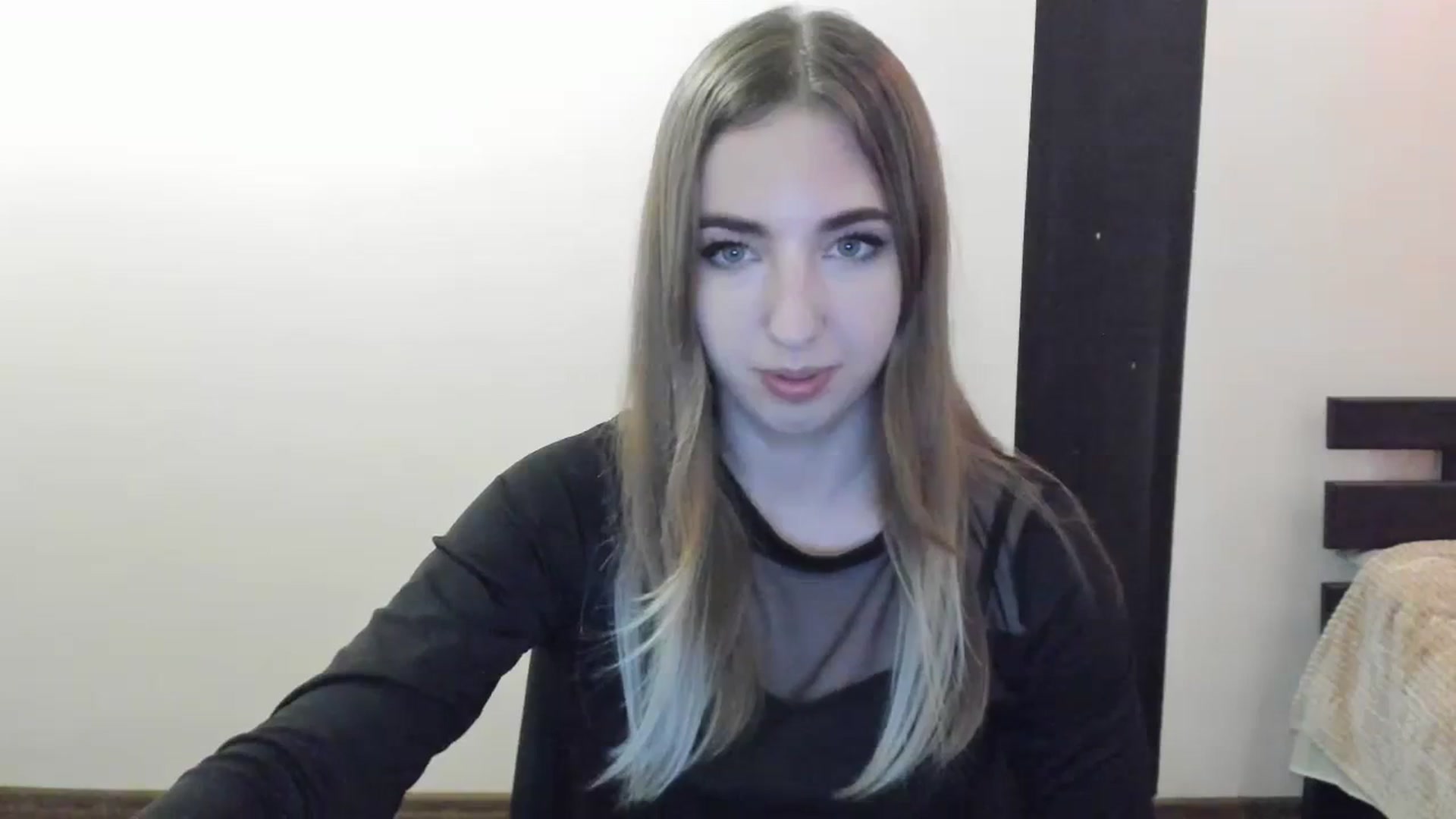 Gallery image thumbnail from Skyyyy's myfreecams stream on, 04/10/2024, 21:13 image 17 of 20